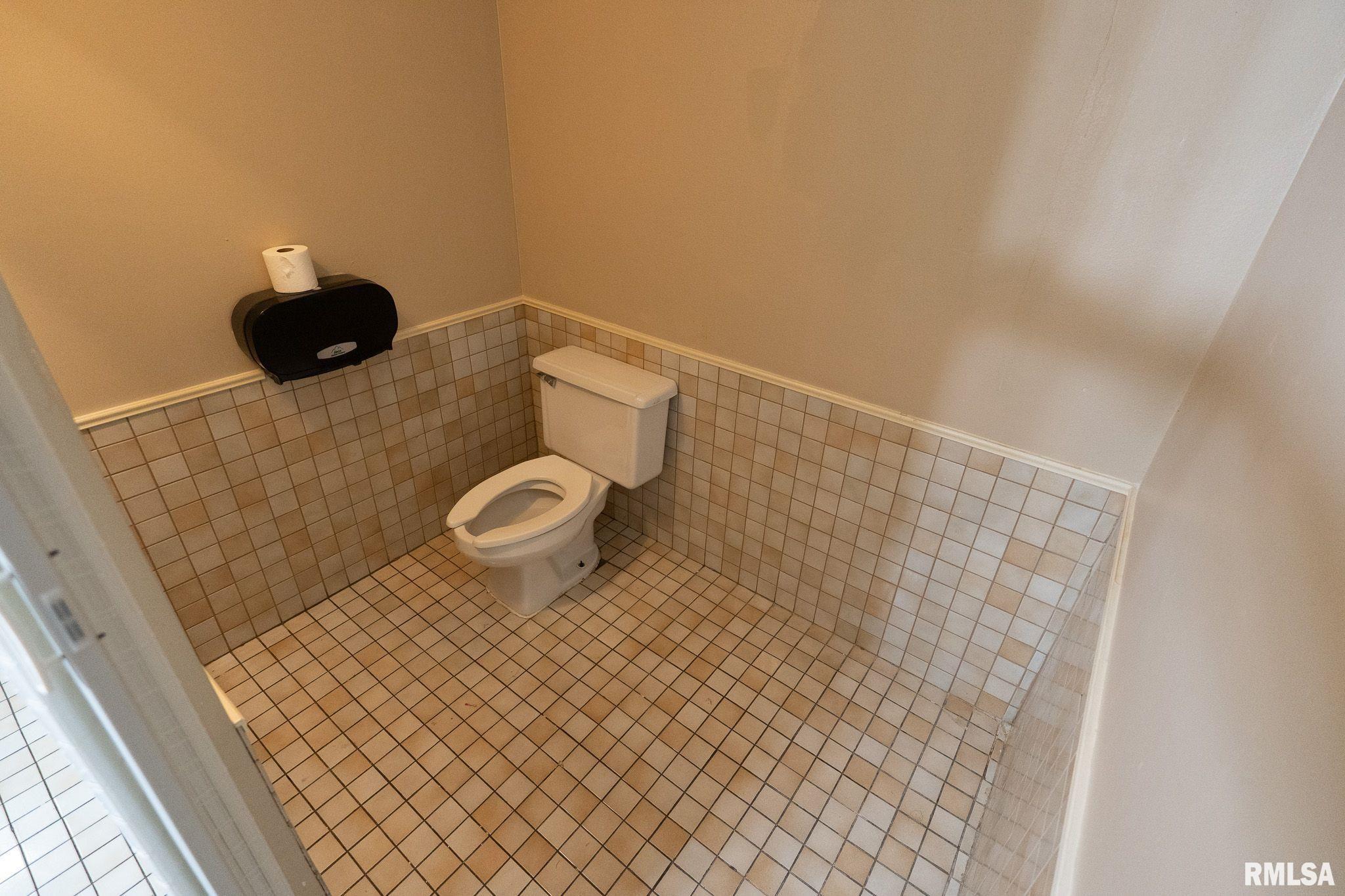 2142 Old State Road Jacksonville IL