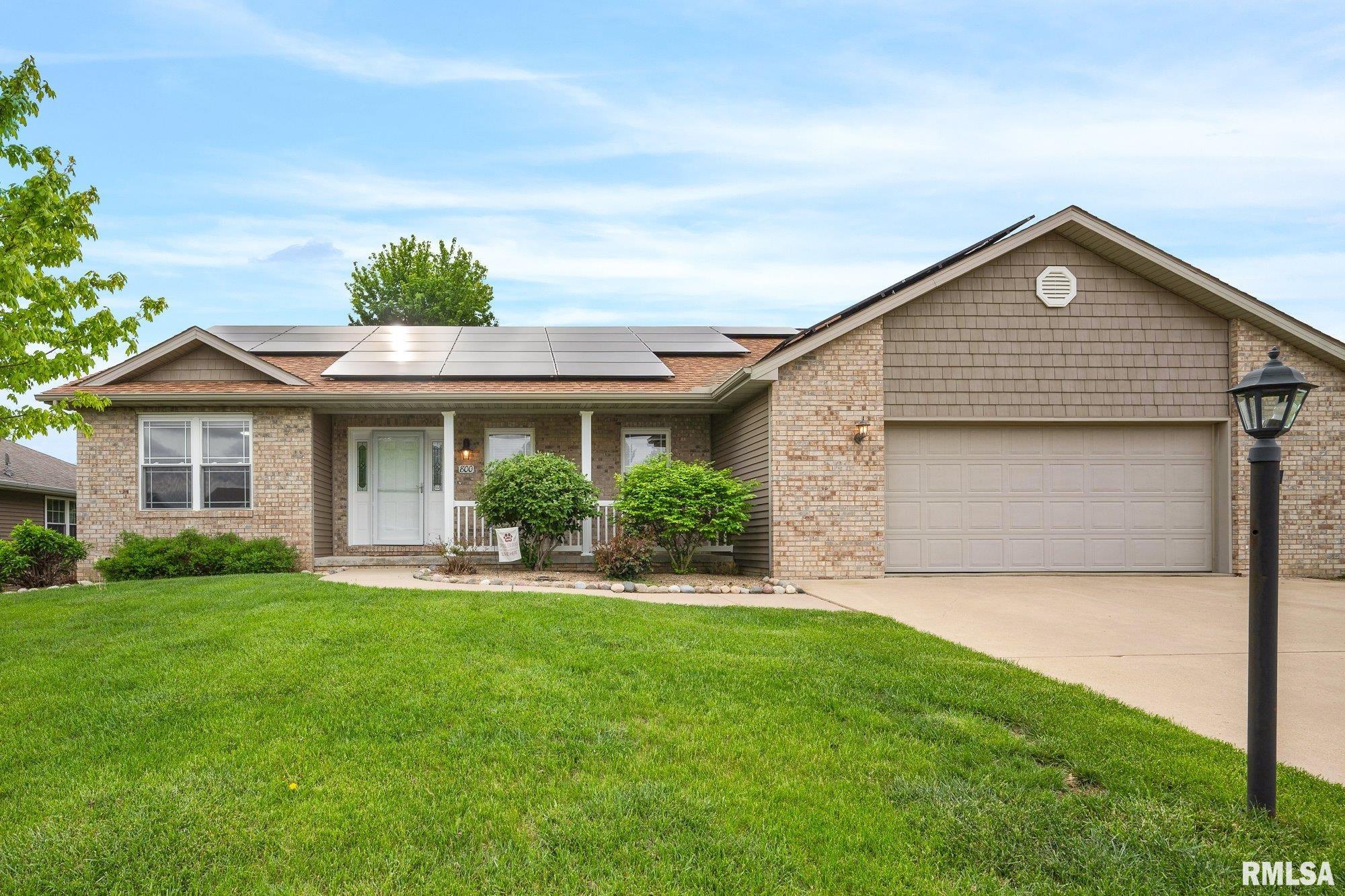 800 SIMON Street Washington IL