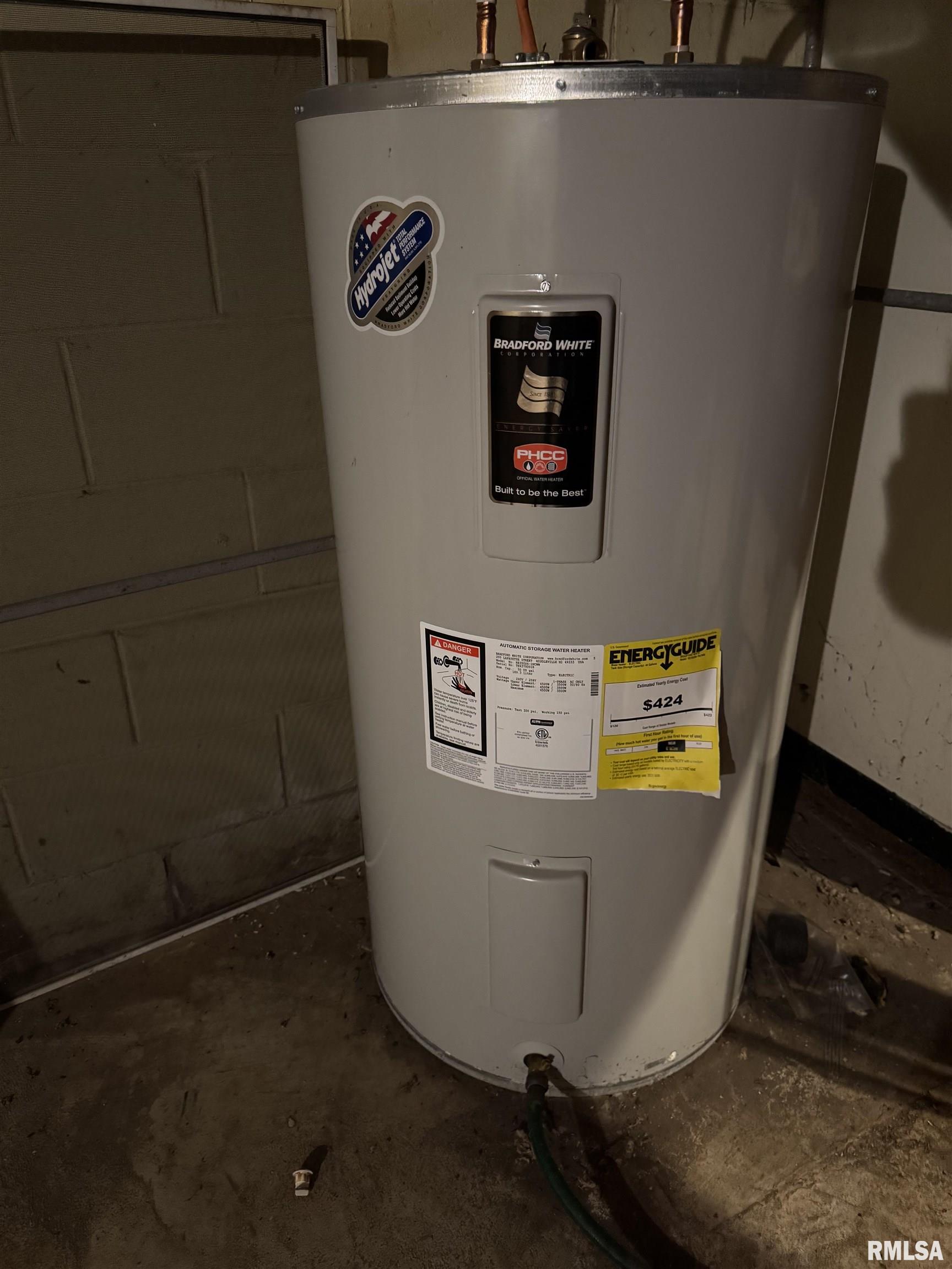 304 N MARKET Street Topeka IL