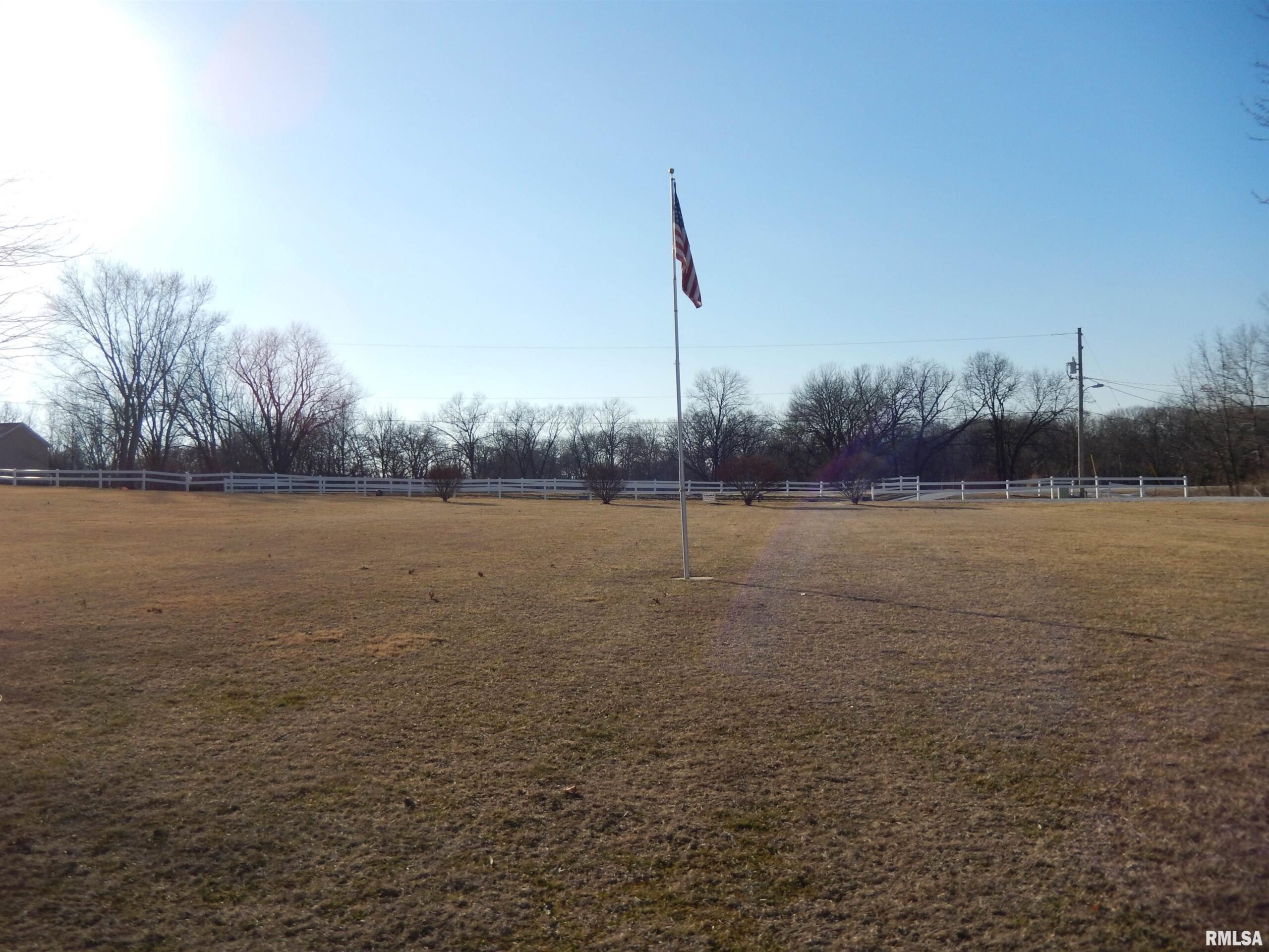 404 N HUN Street Colchester IL