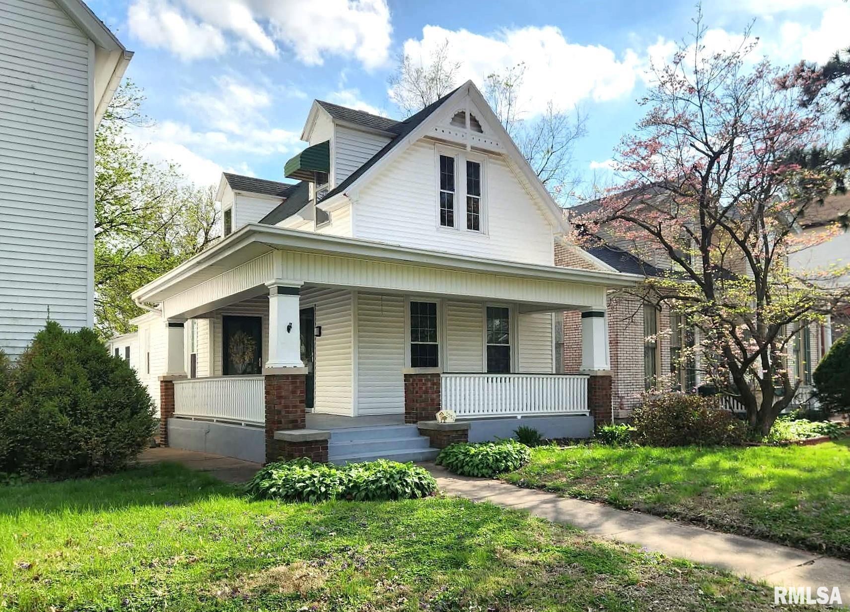 1512 STATE Street Quincy IL