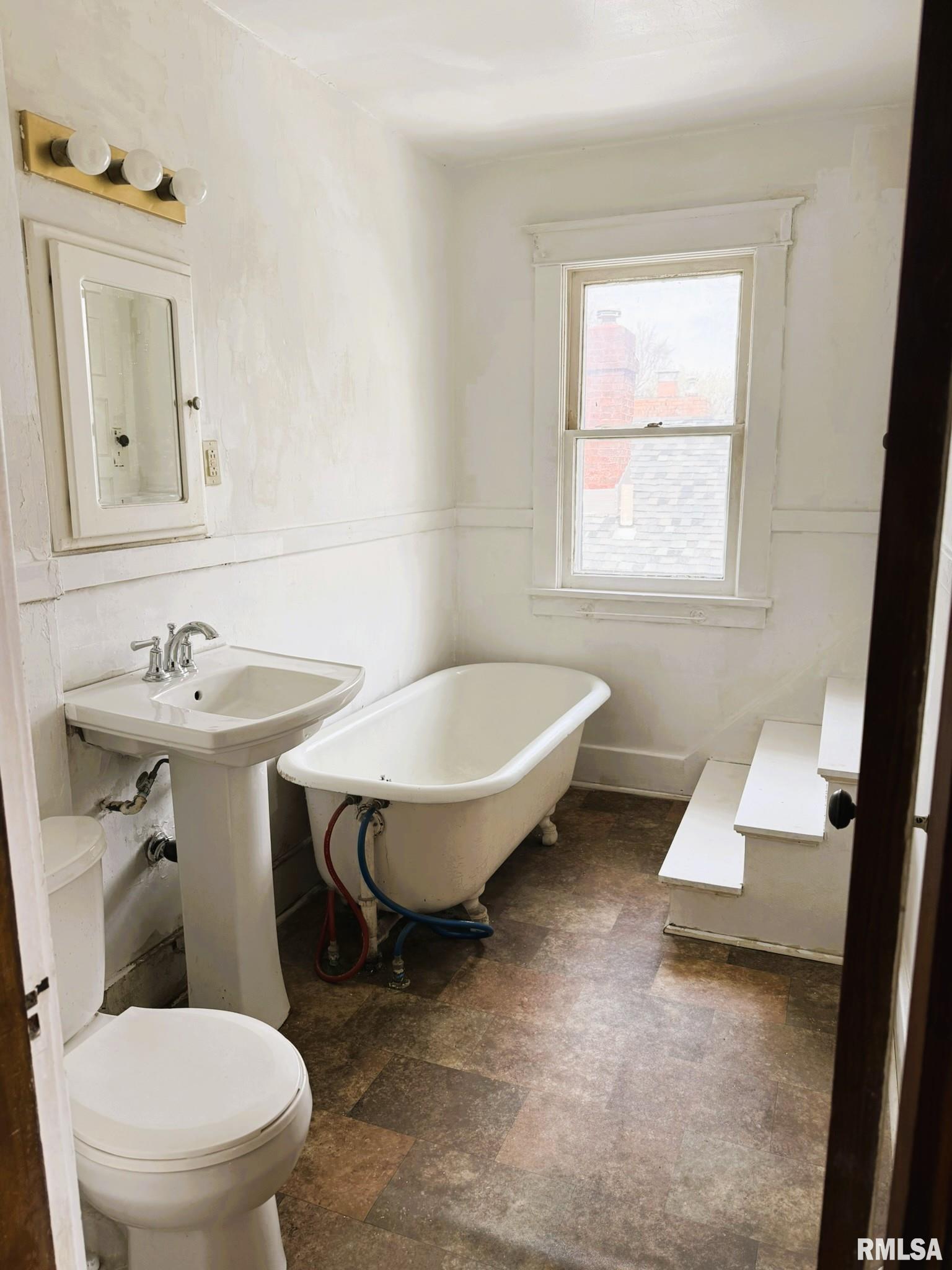 1920 S Pasfield Street Springfield IL