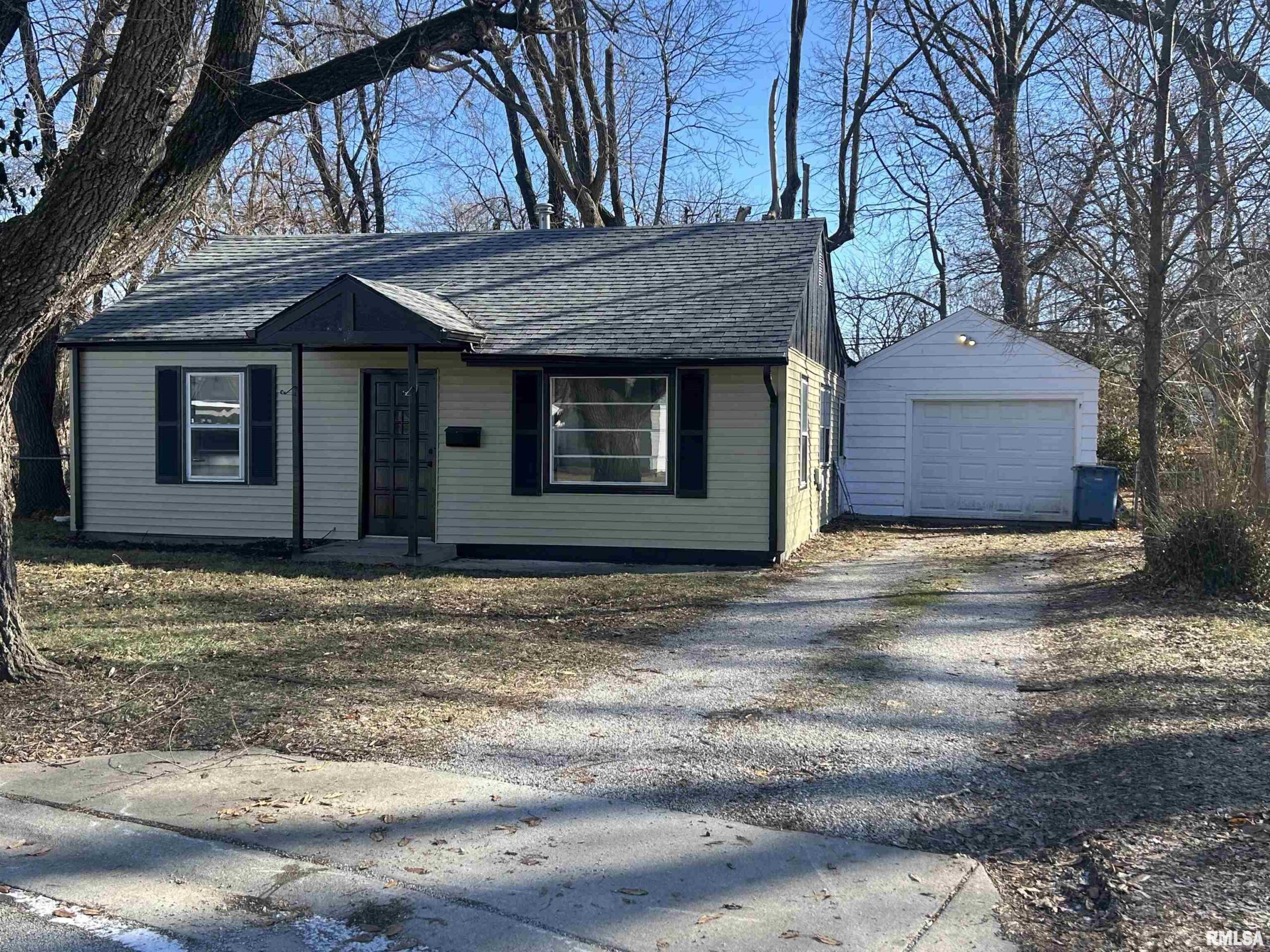 10 REED Court Springfield IL