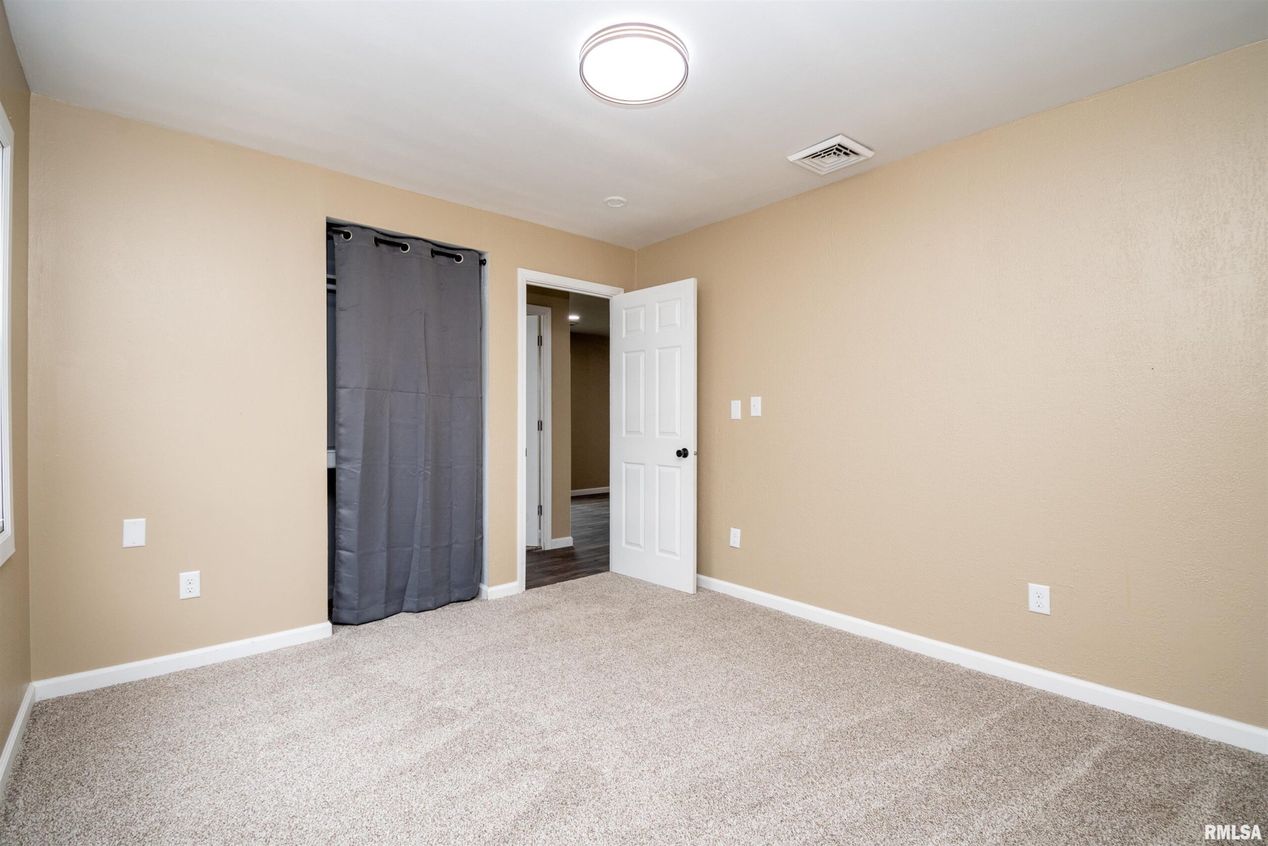 1408 KOCH Street Pekin IL