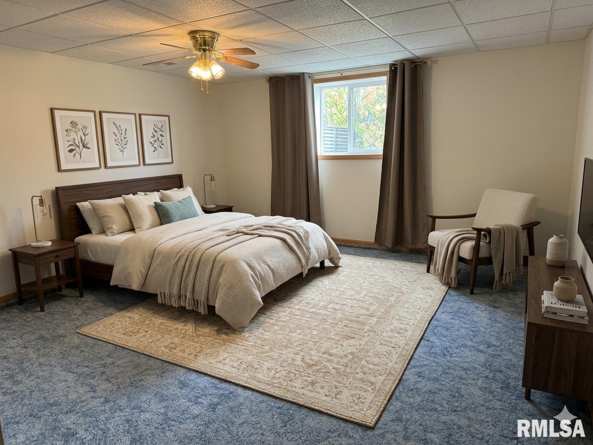 1100 HILLCREST Drive Washington IL