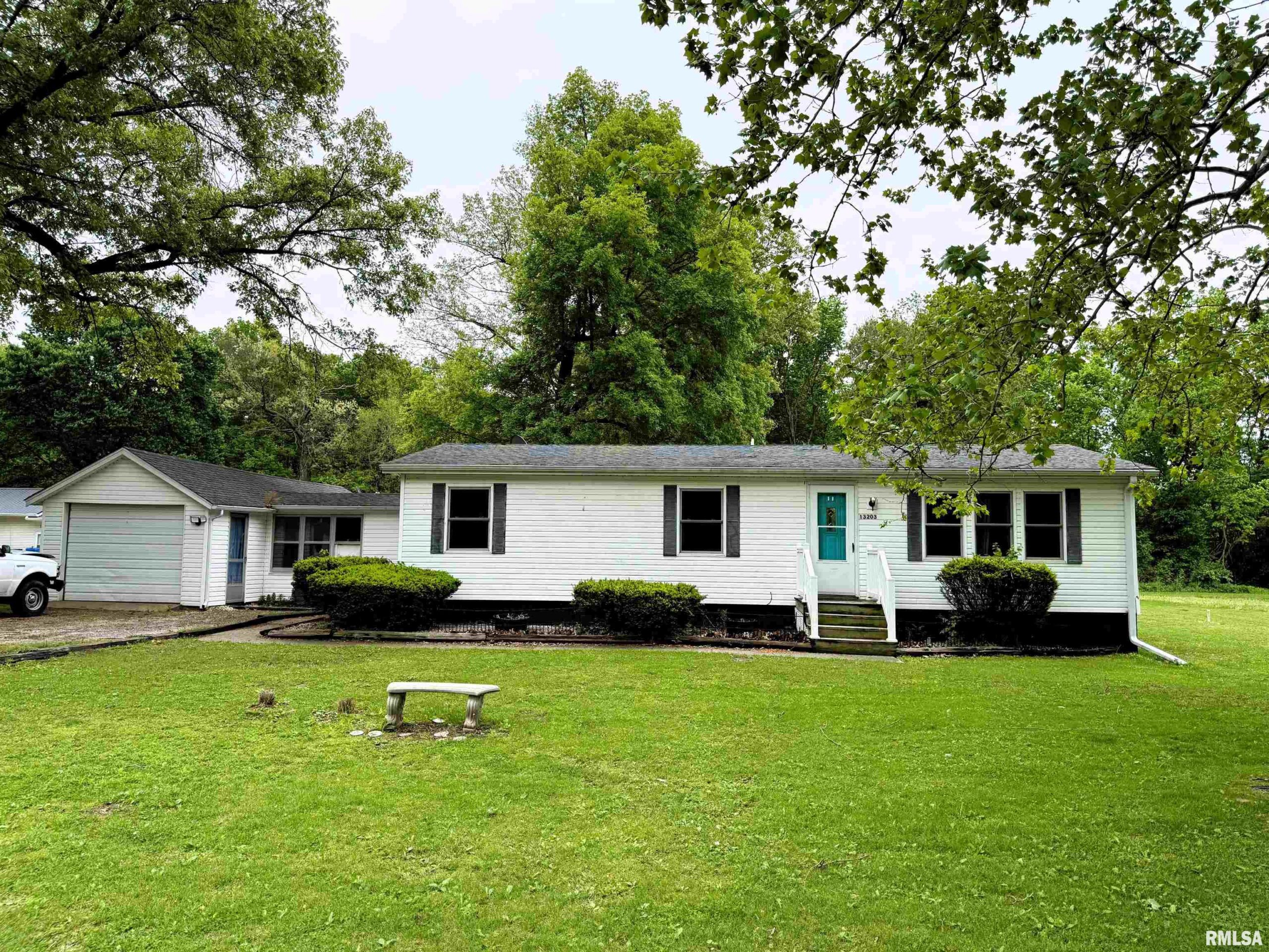 13203 State Route 78 Route Havana IL