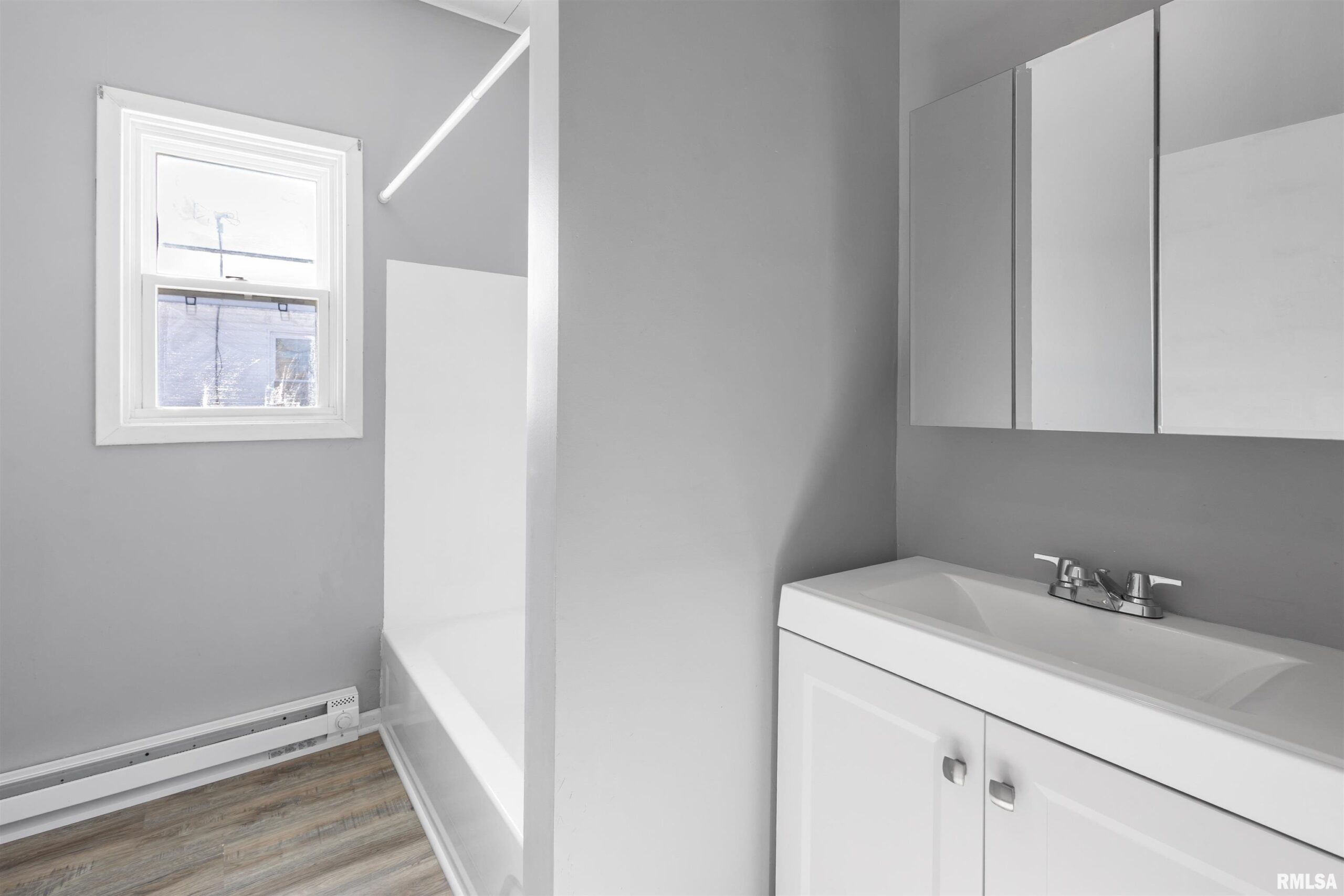 209 S GARDNER Street West Frankfort IL