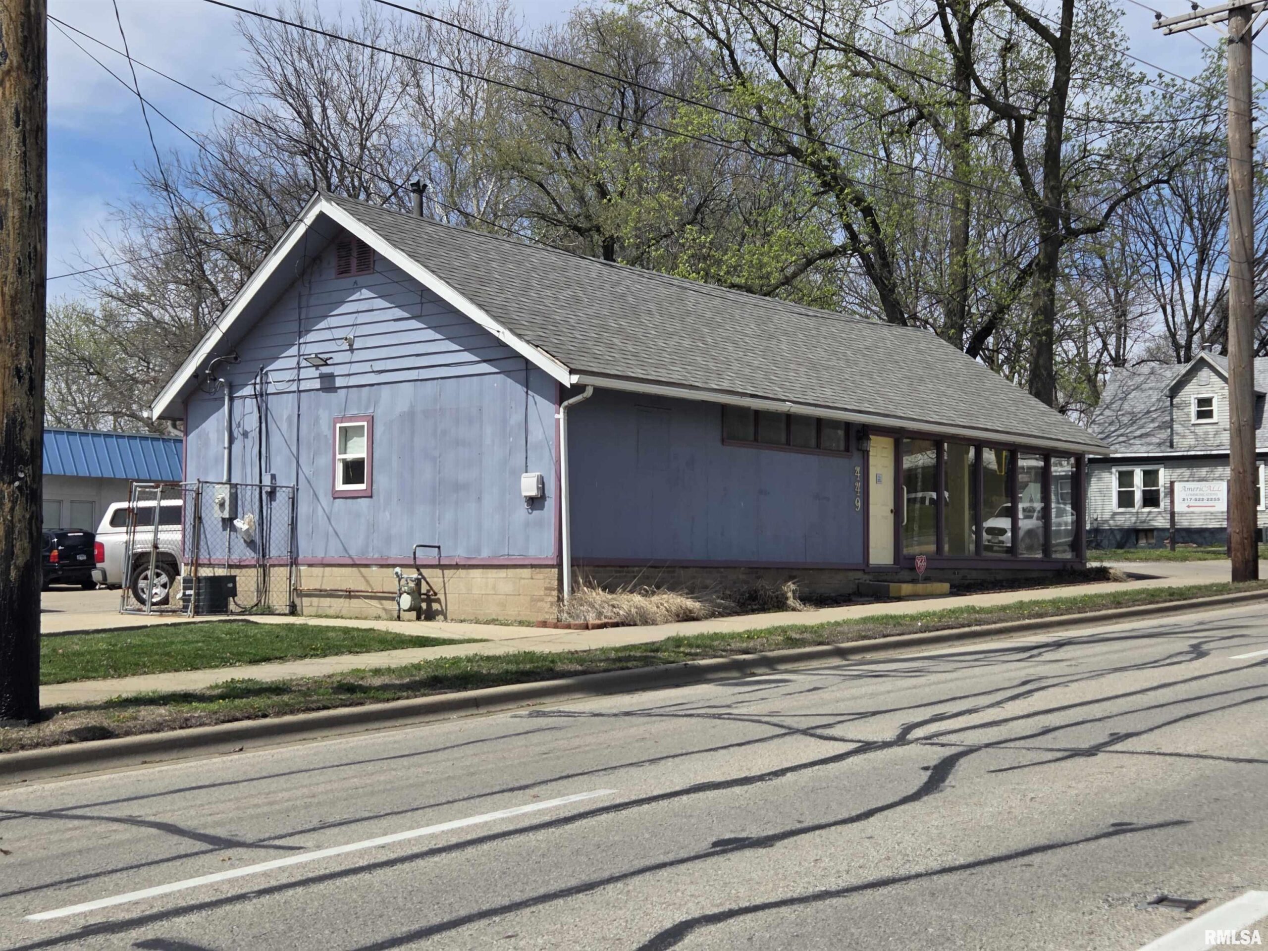 449 N WALNUT Street Springfield IL