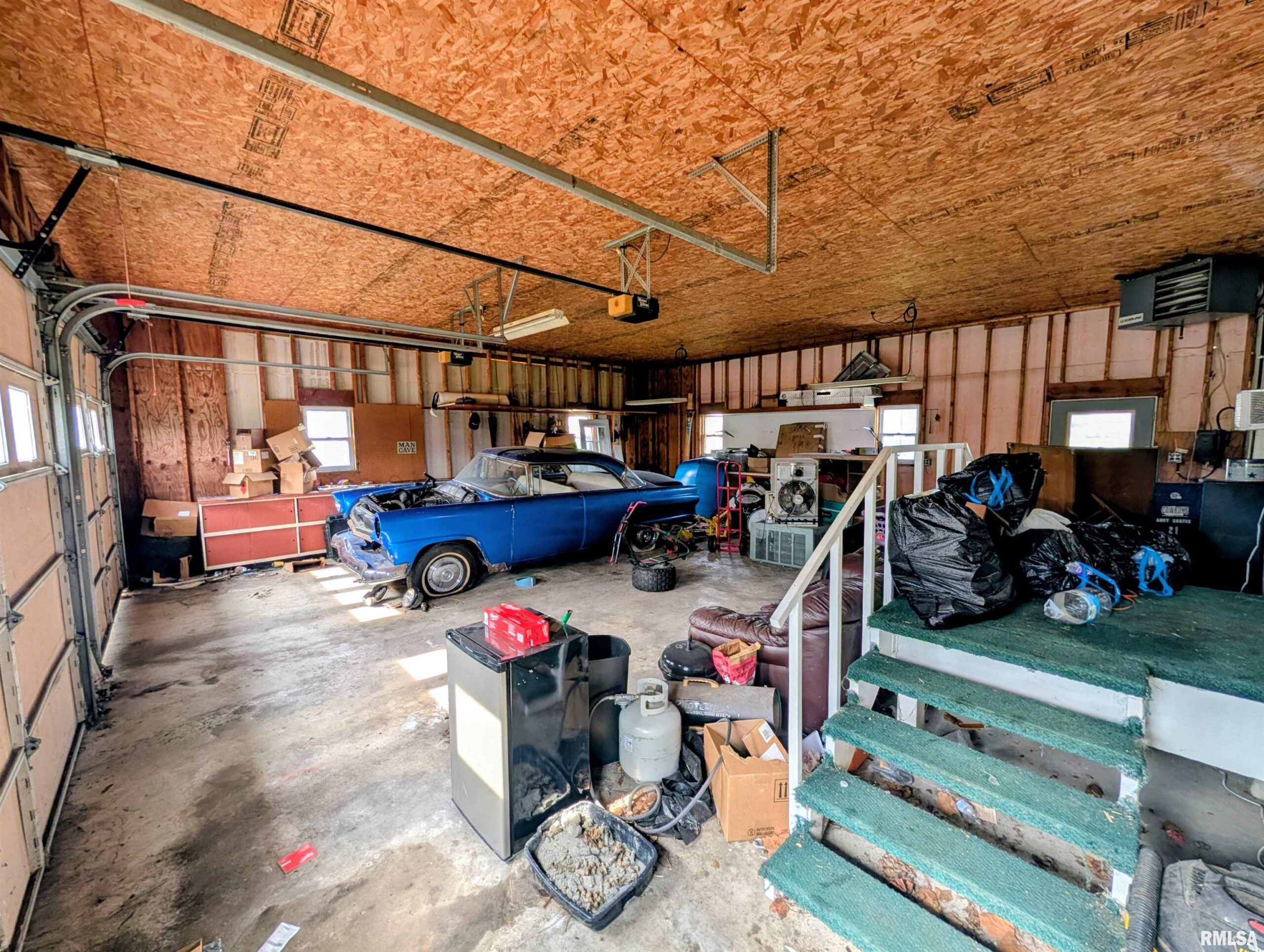 565 N HARRISON Street Bushnell IL