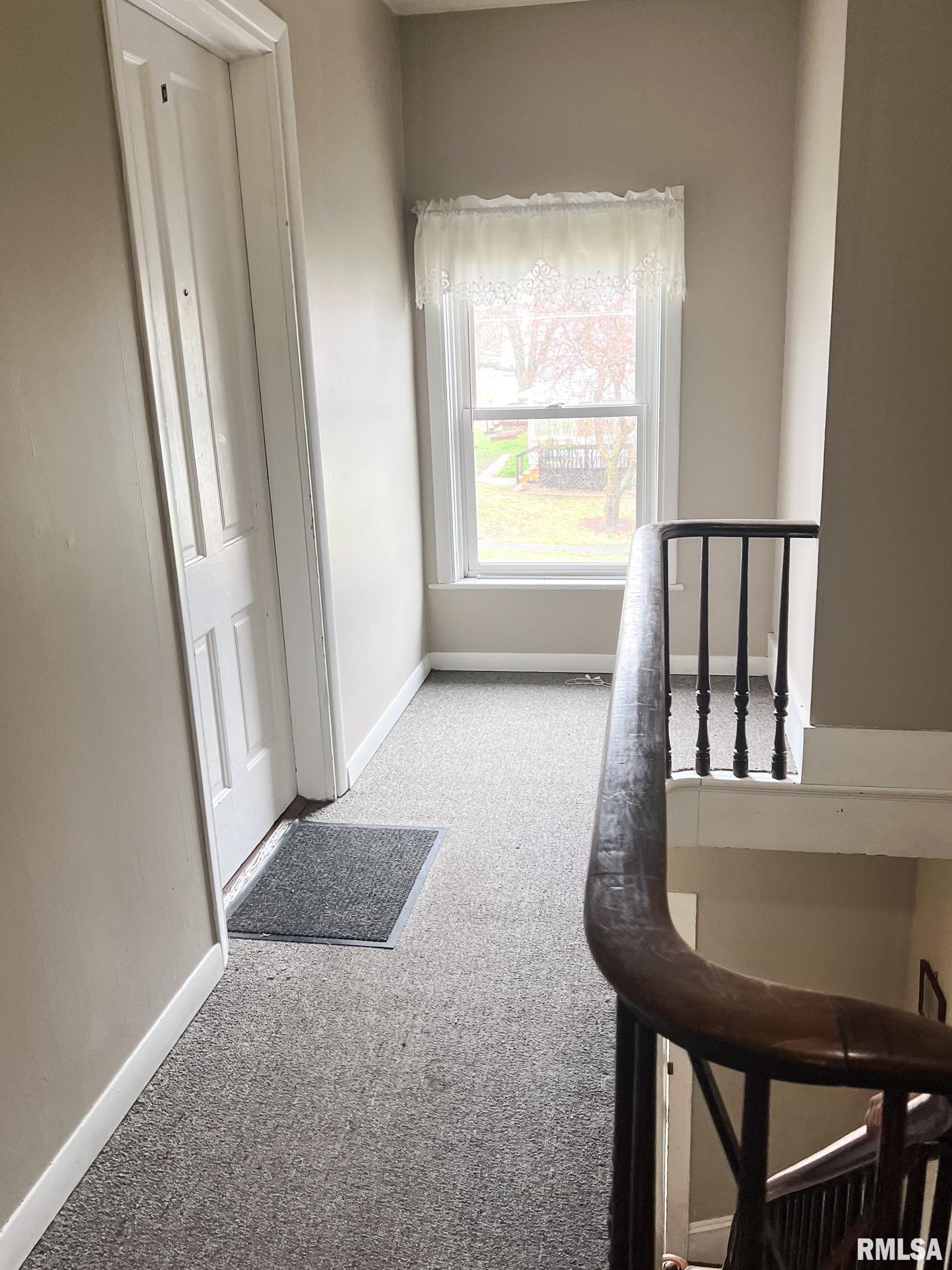 107 W HILL Street Eureka IL