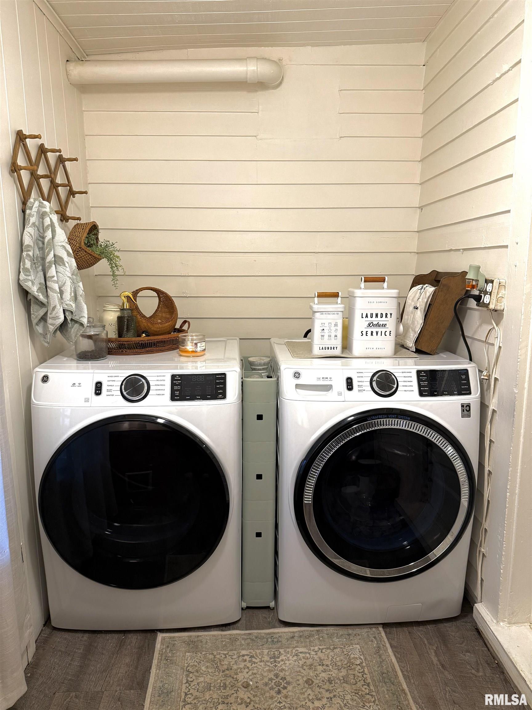 10 S LINDEN Street Duquoin IL