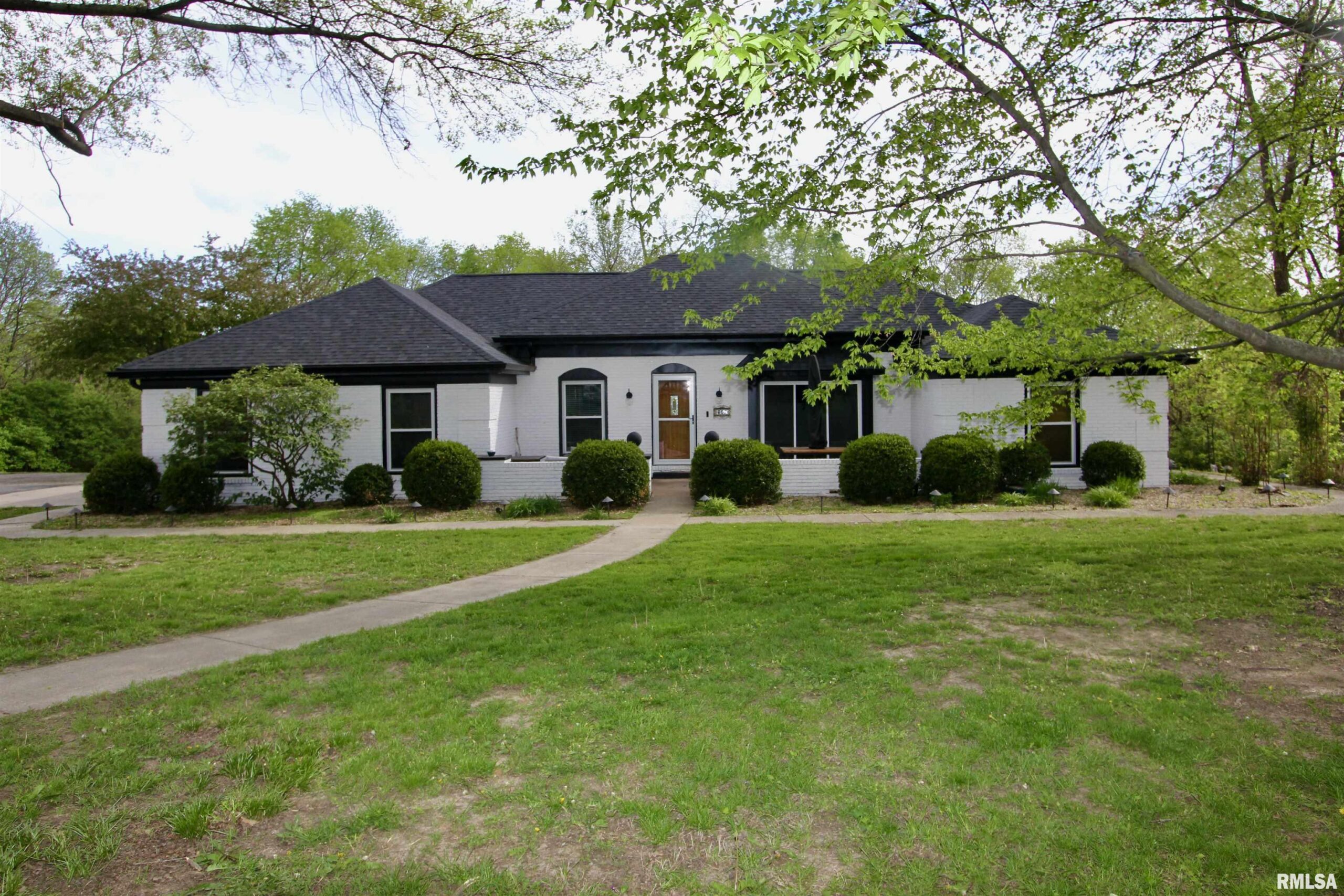 609 N SWORDS Avenue West Peoria IL