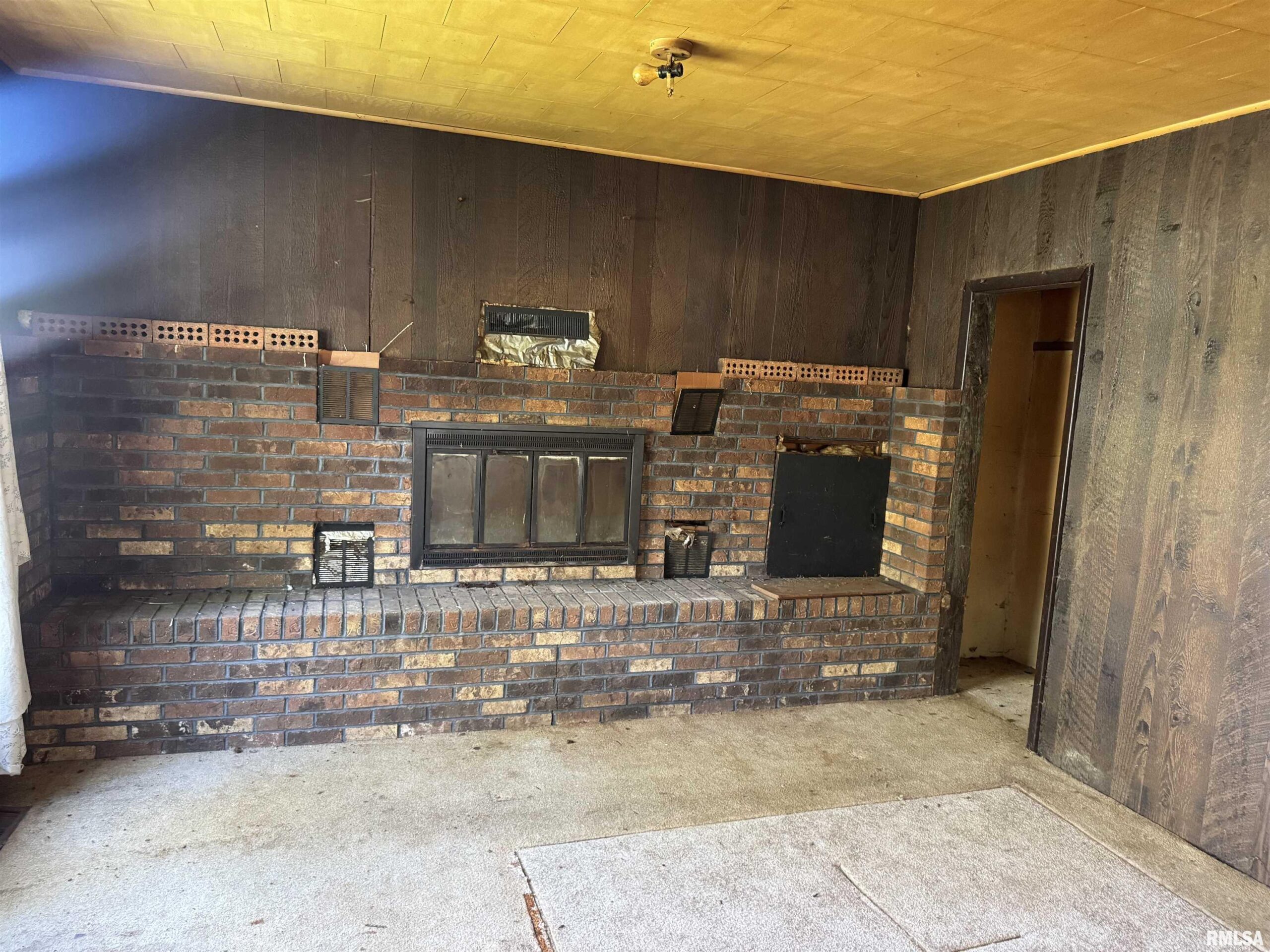 806 E MAIN Street Cuba IL