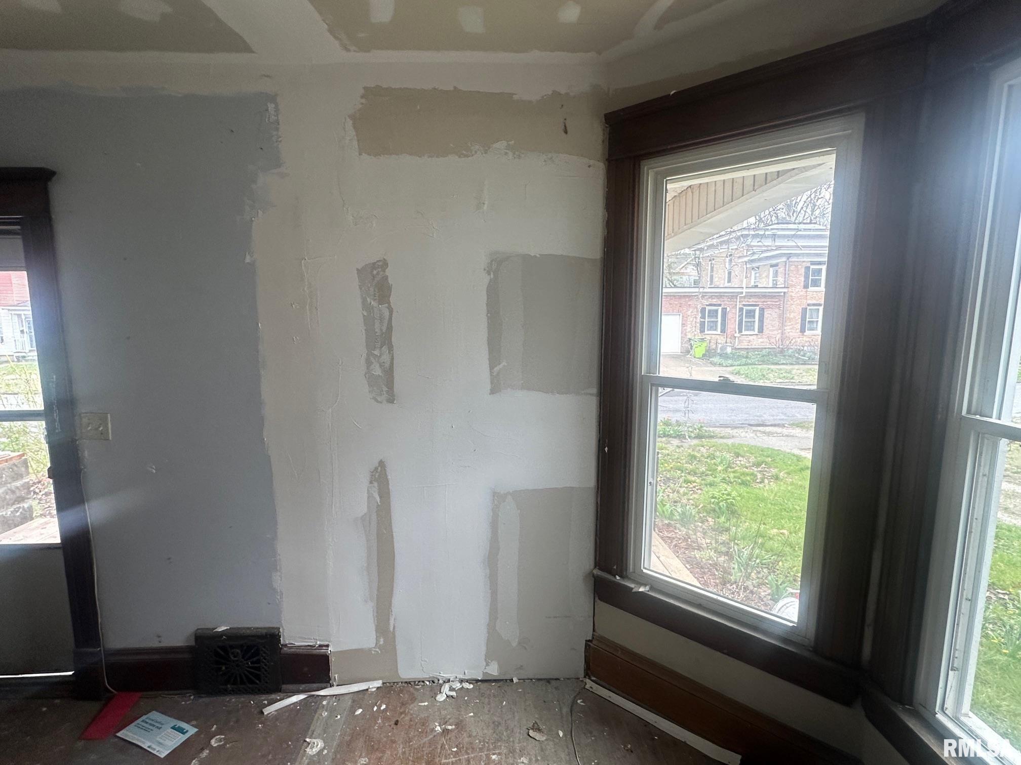 219 S Prairie Street Jacksonville IL