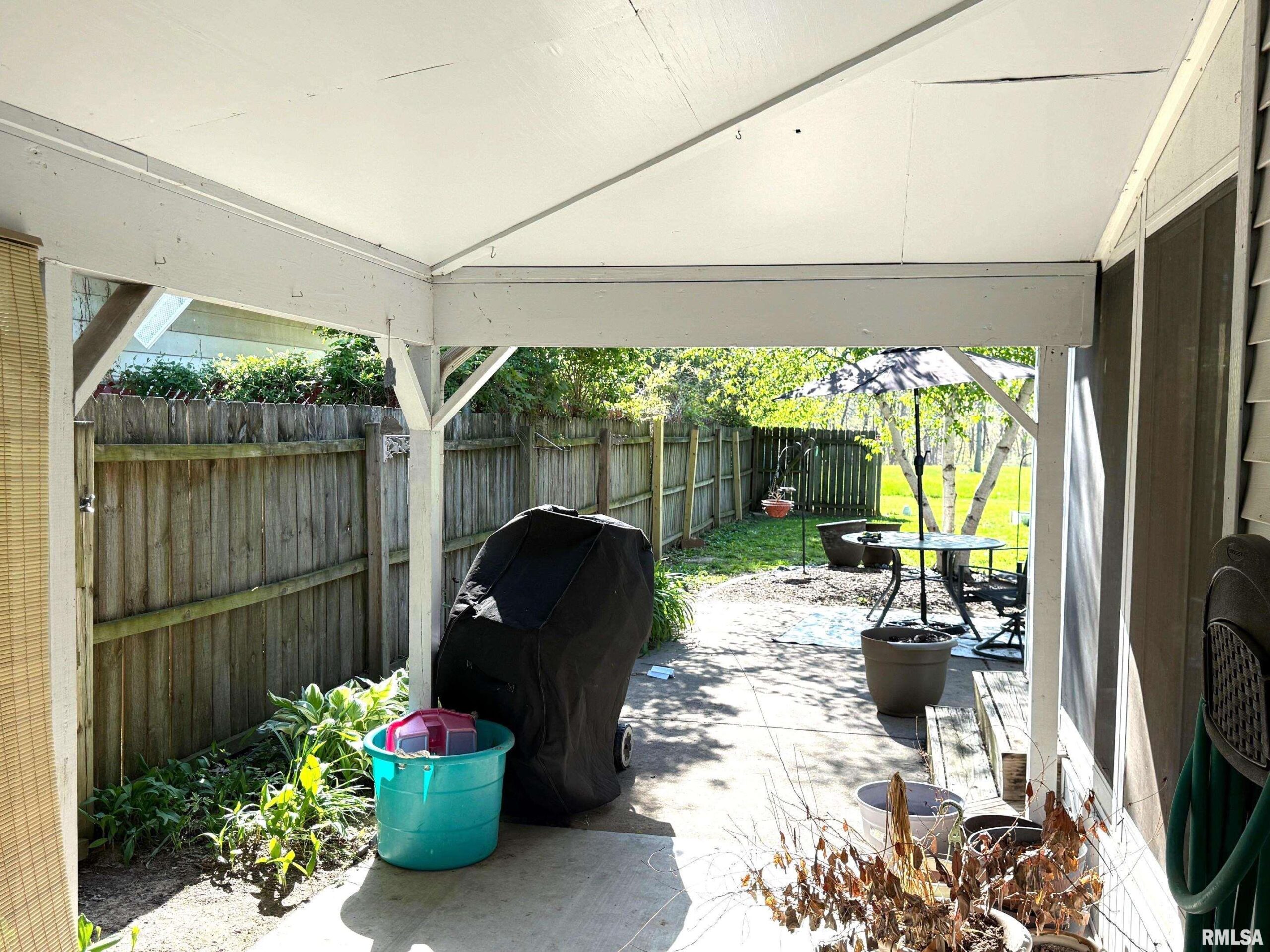 210 BERGMAN Avenue East Peoria IL