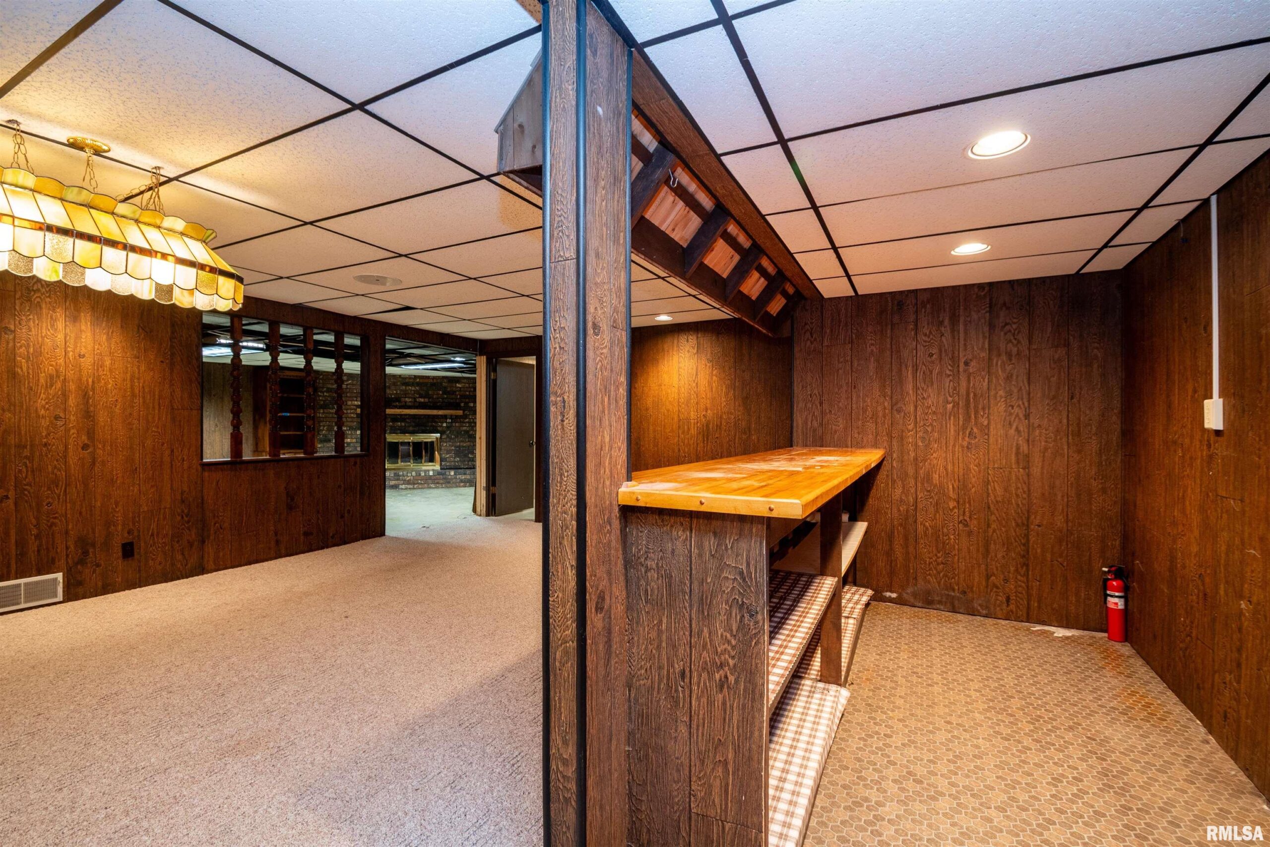 229 WHISPERING OAKS Metamora IL