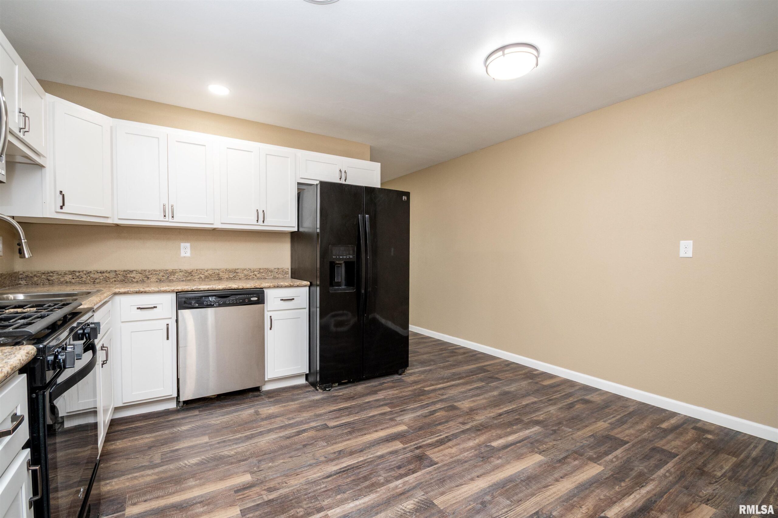 1408 KOCH Street Pekin IL