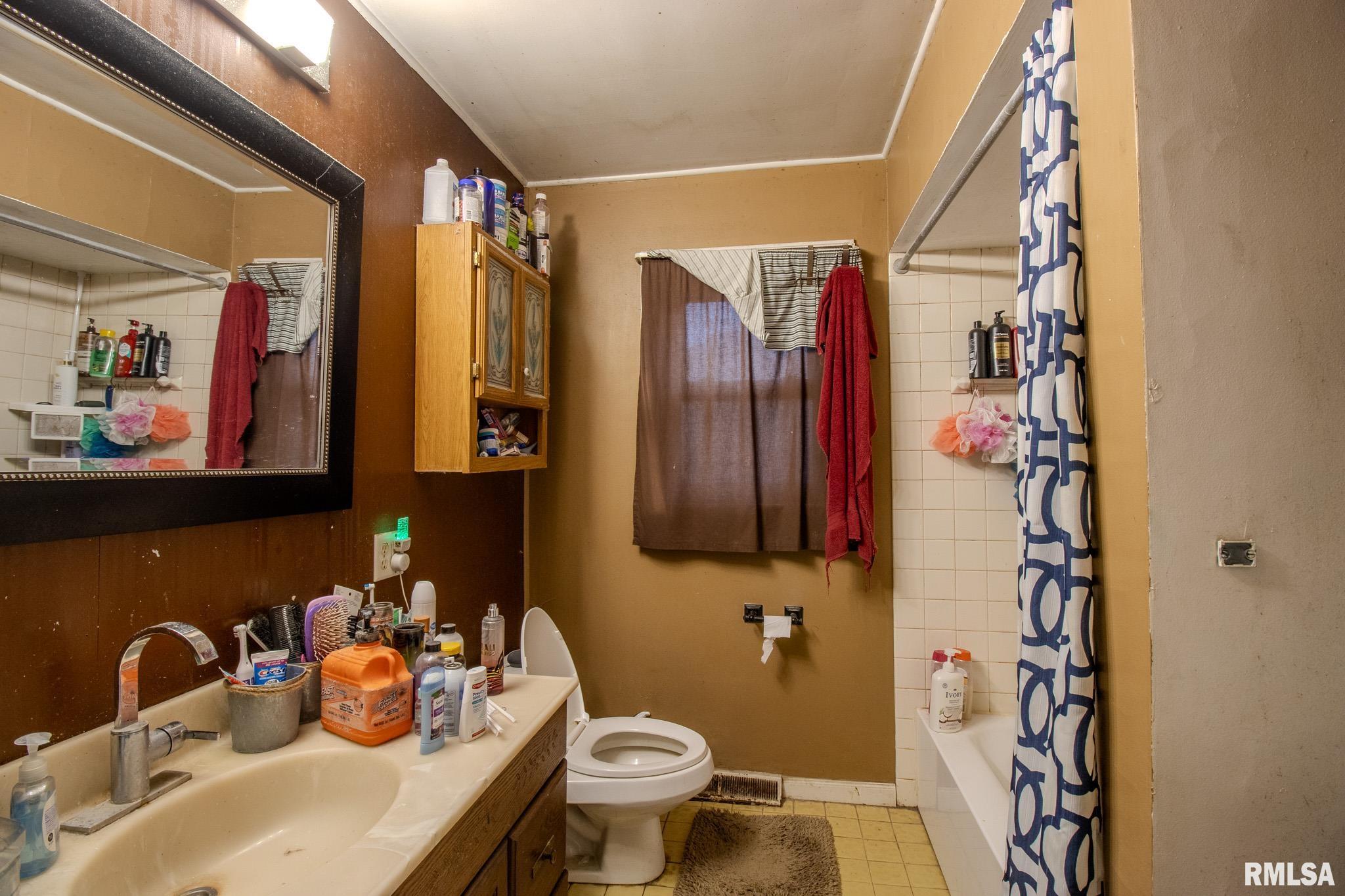 1308 N AUTUMN Lane Peoria IL