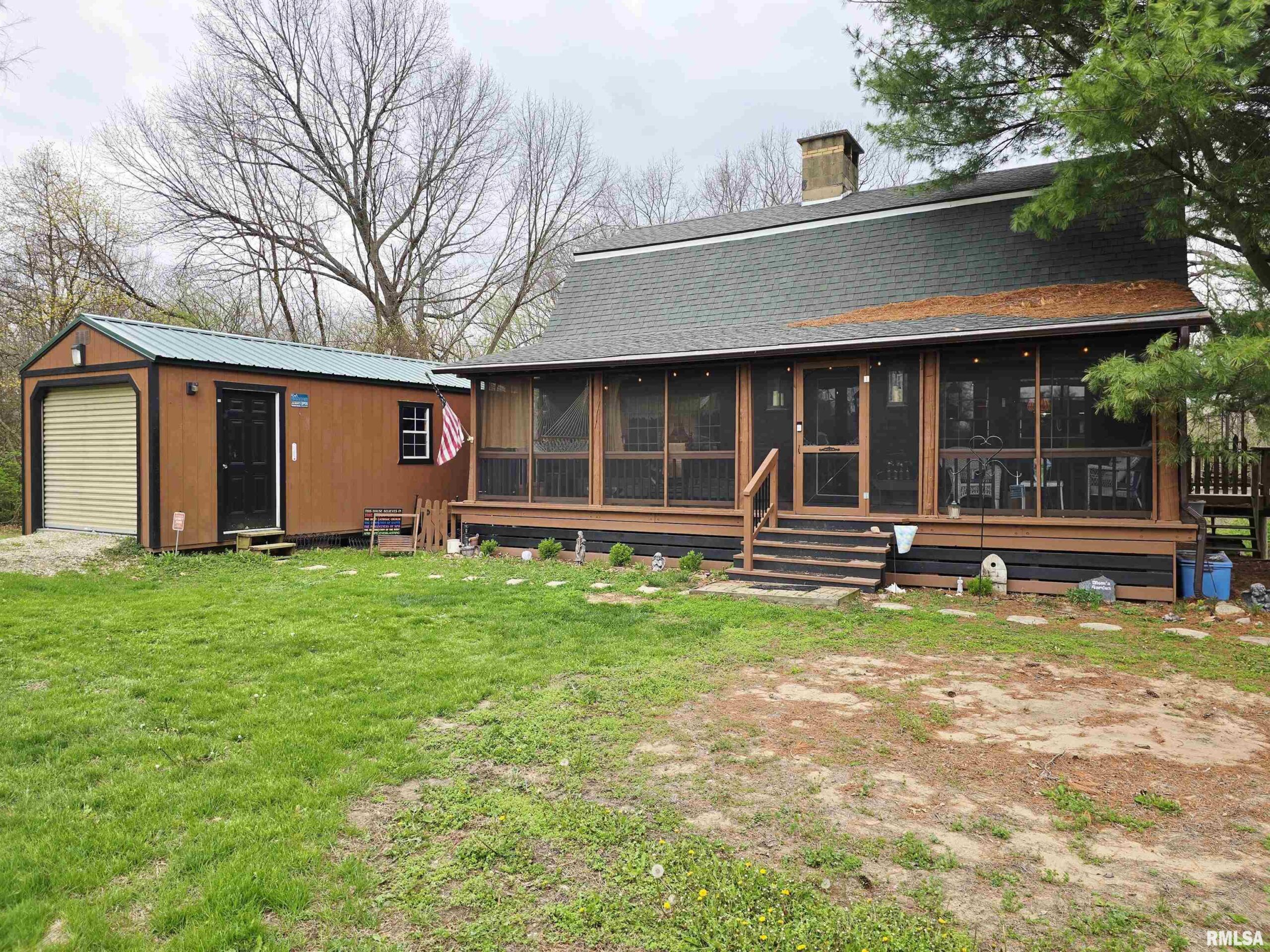 25692 N MARTIN Road Canton IL