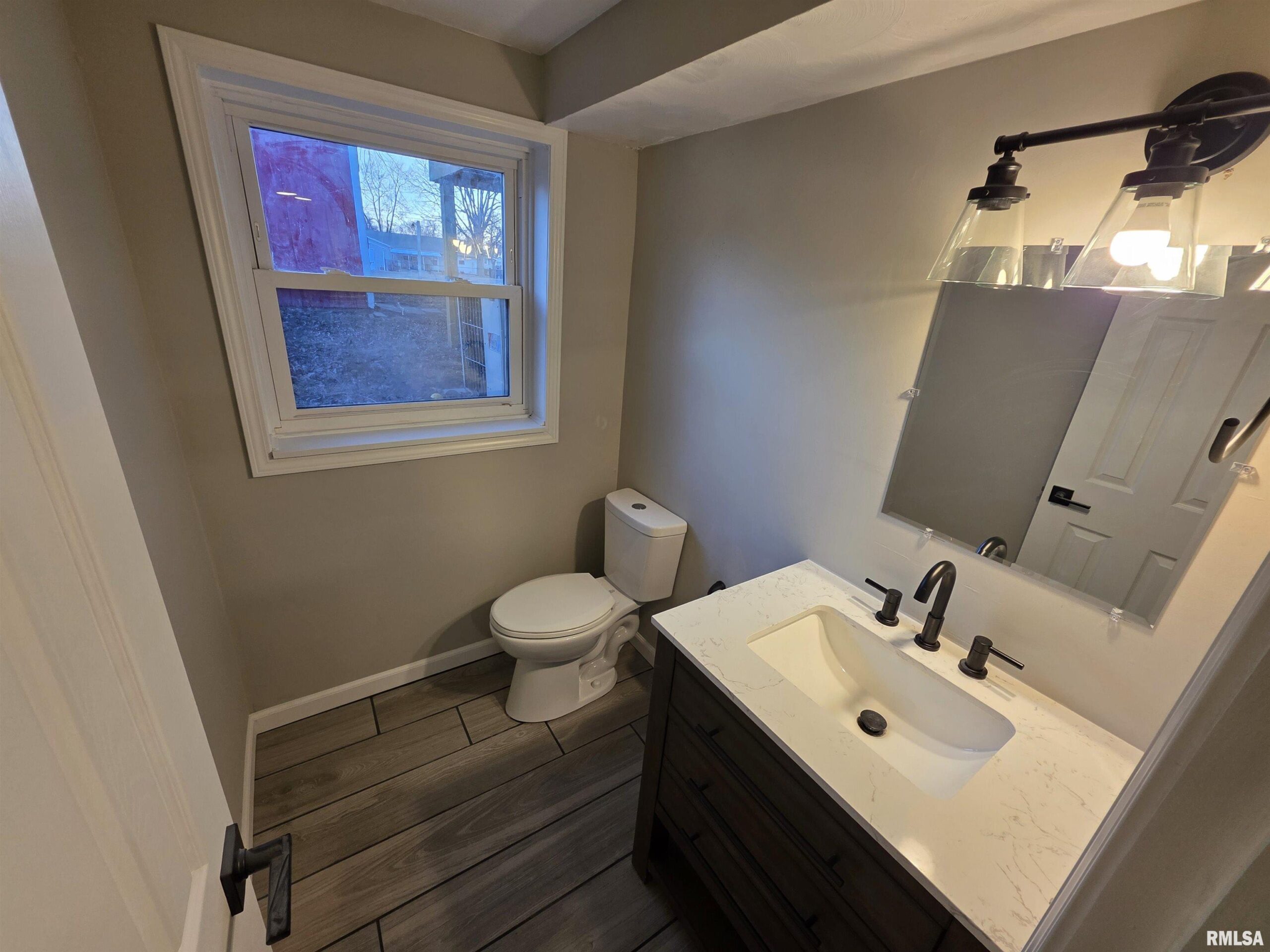 1921 N ALBANY Street Springfield IL