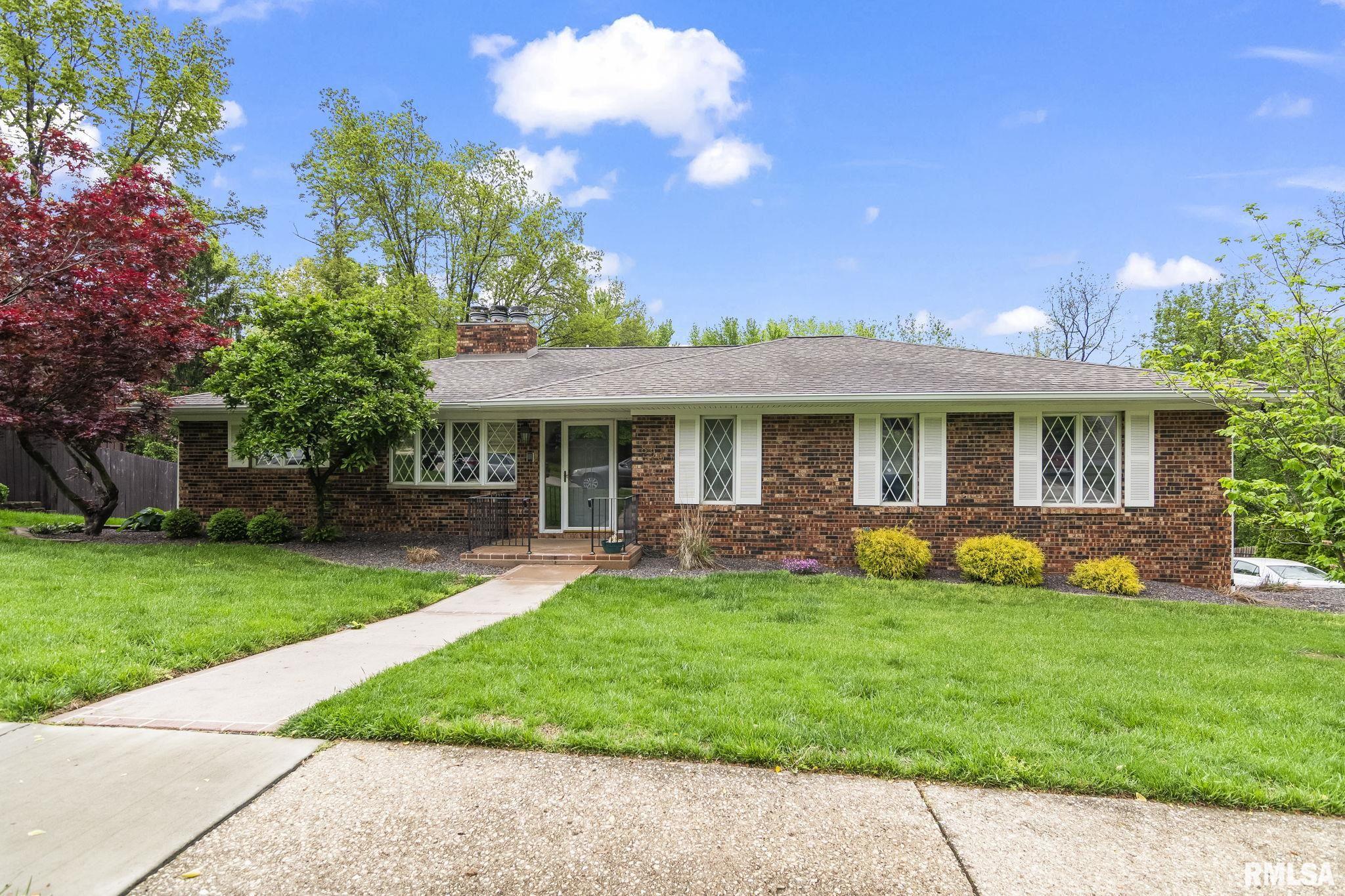 890 ROANOKE Drive Springfield IL