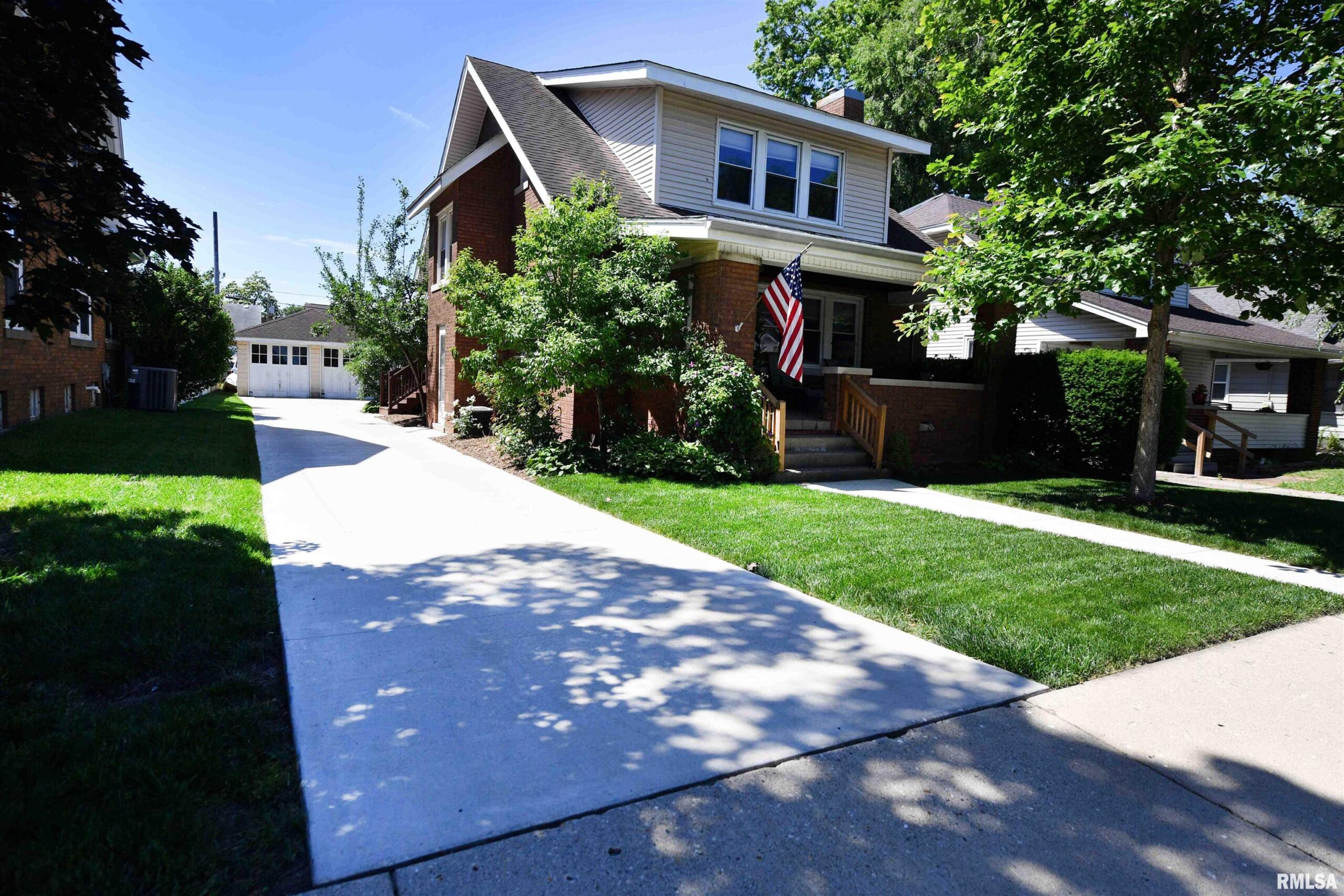 2226 W ROHMANN Avenue West Peoria IL