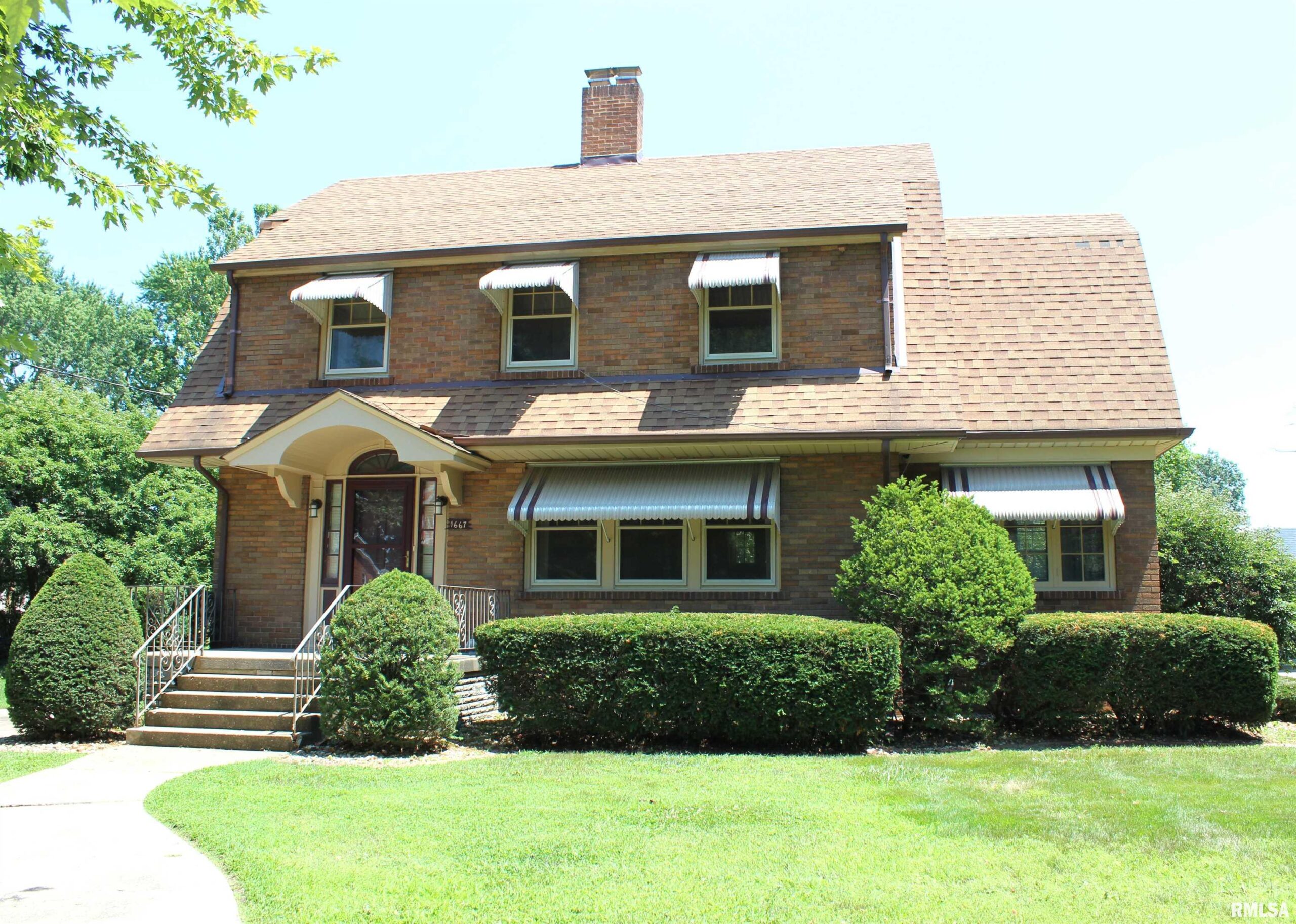 1667 N Prairie Street Galesburg IL