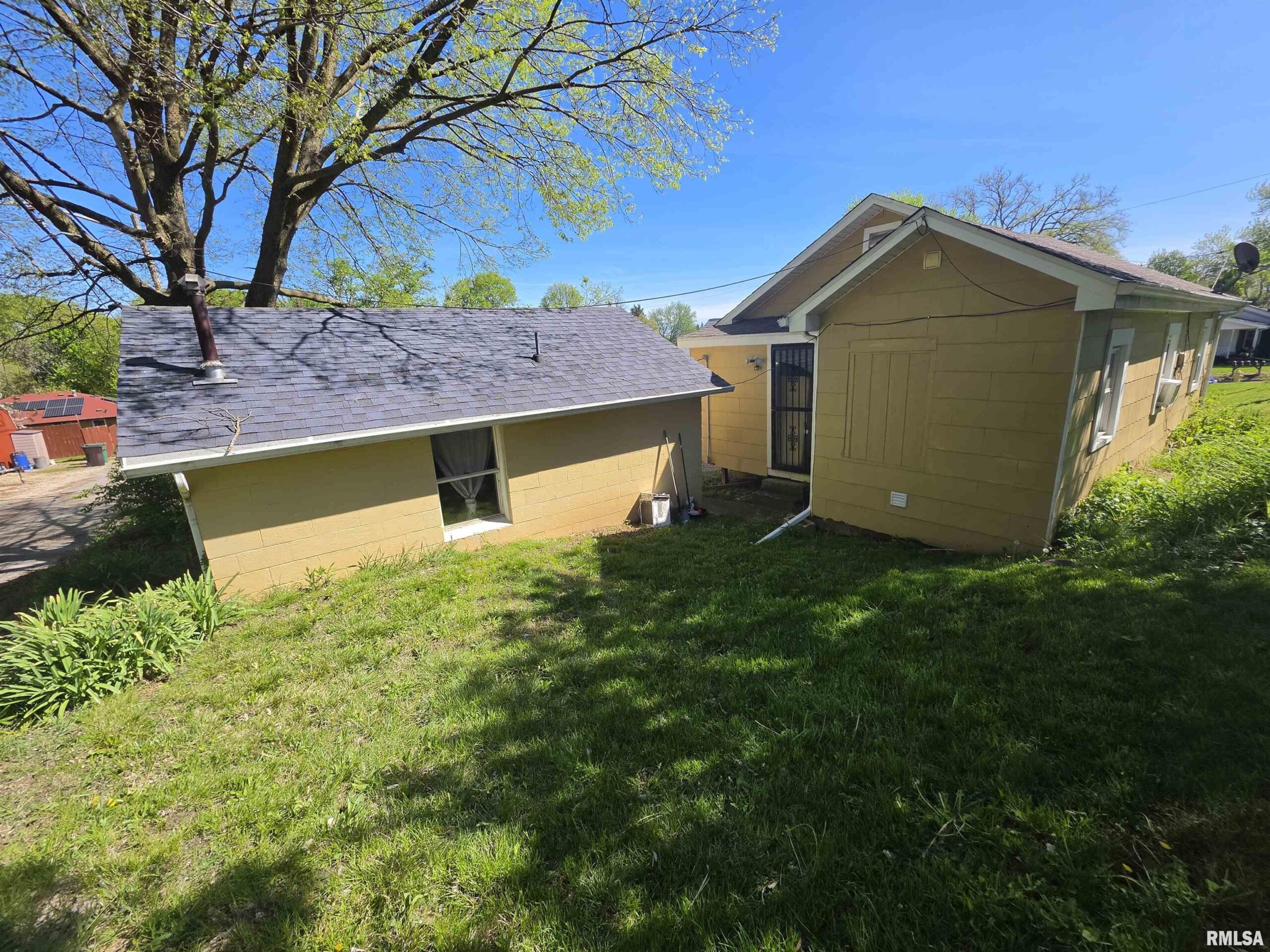 224 & 224½ GRANDVIEW Avenue East Peoria IL