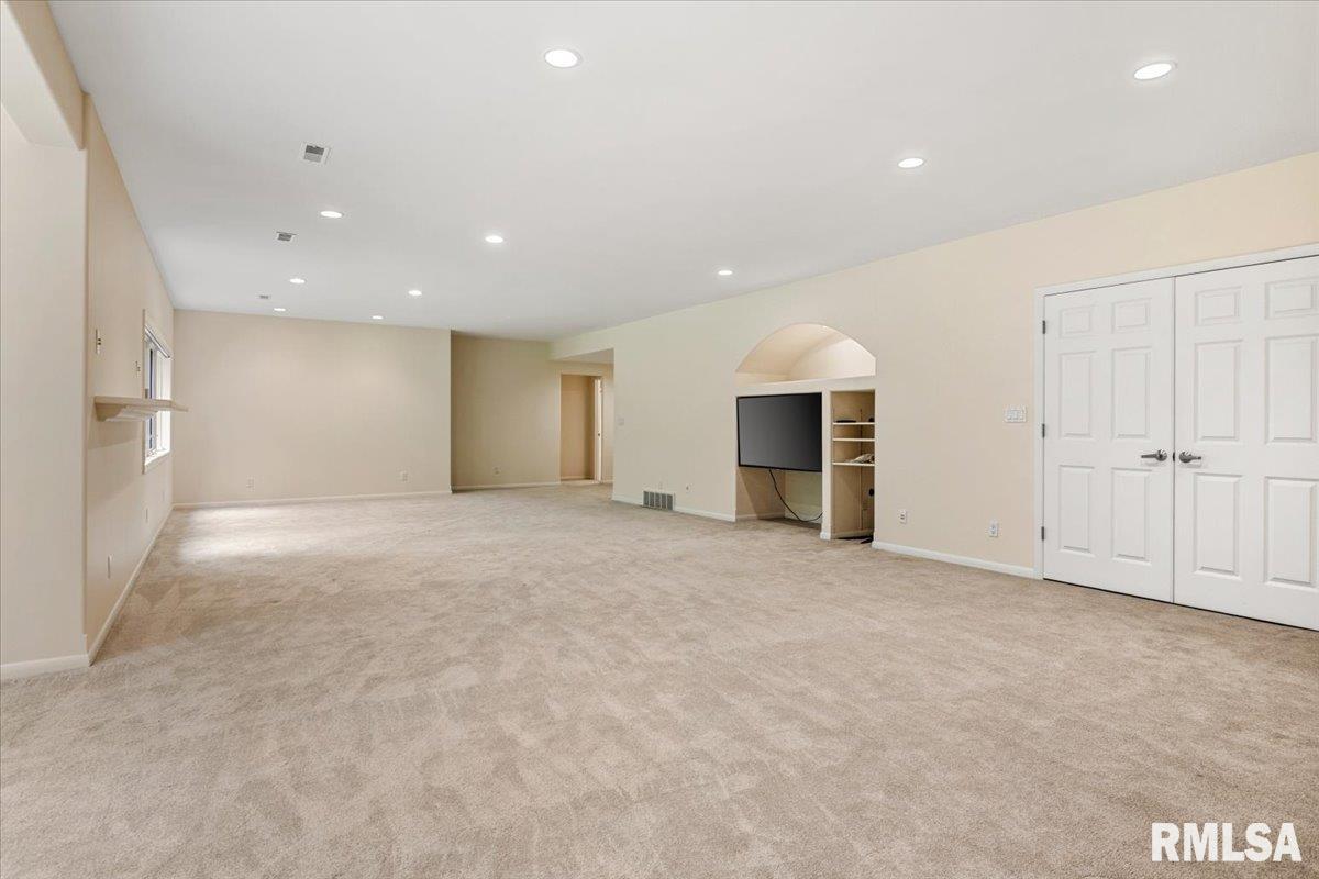 4104 Chandlerwood Road Springfield IL
