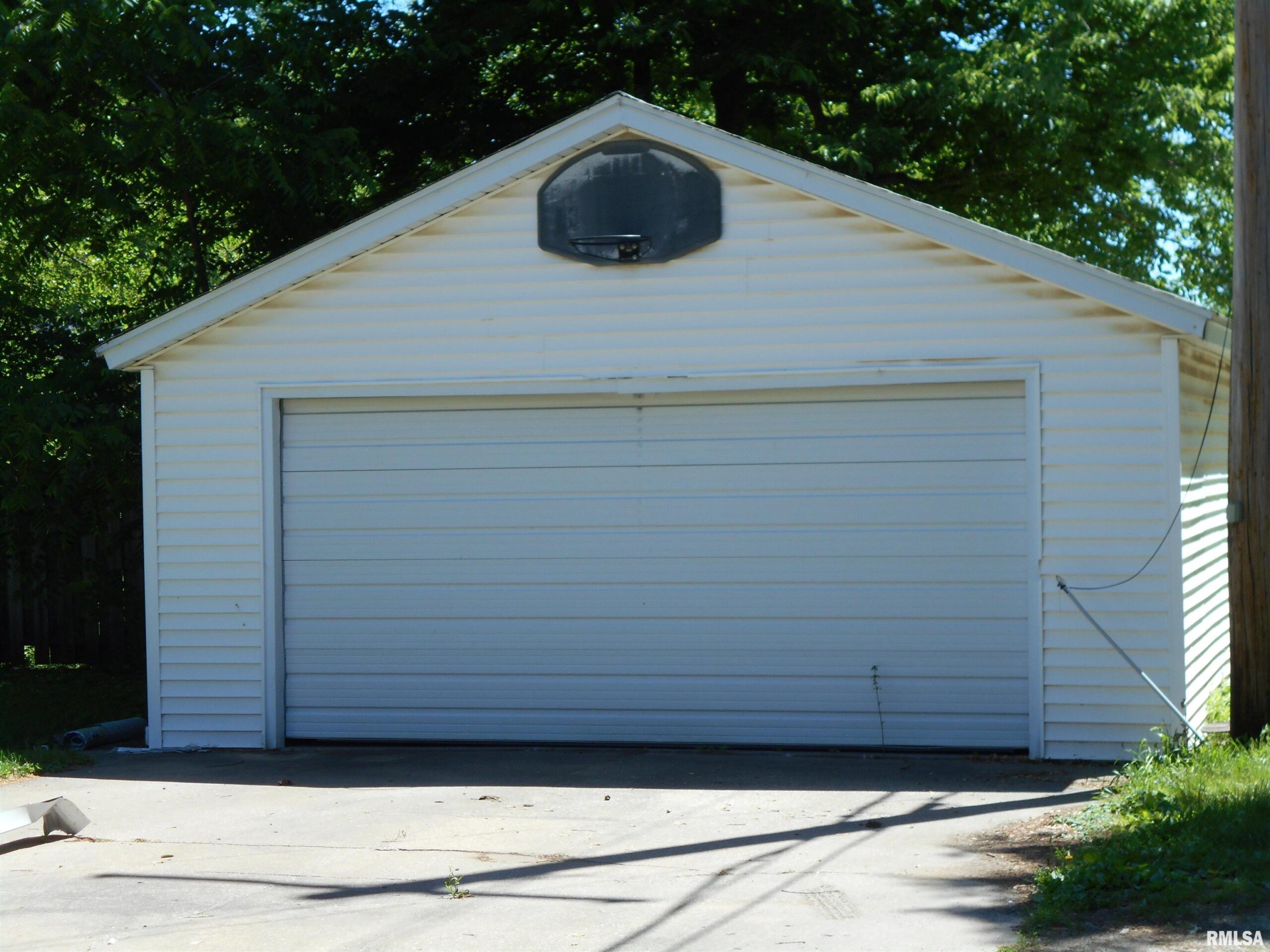 223 N COLLEGE Street Macomb IL