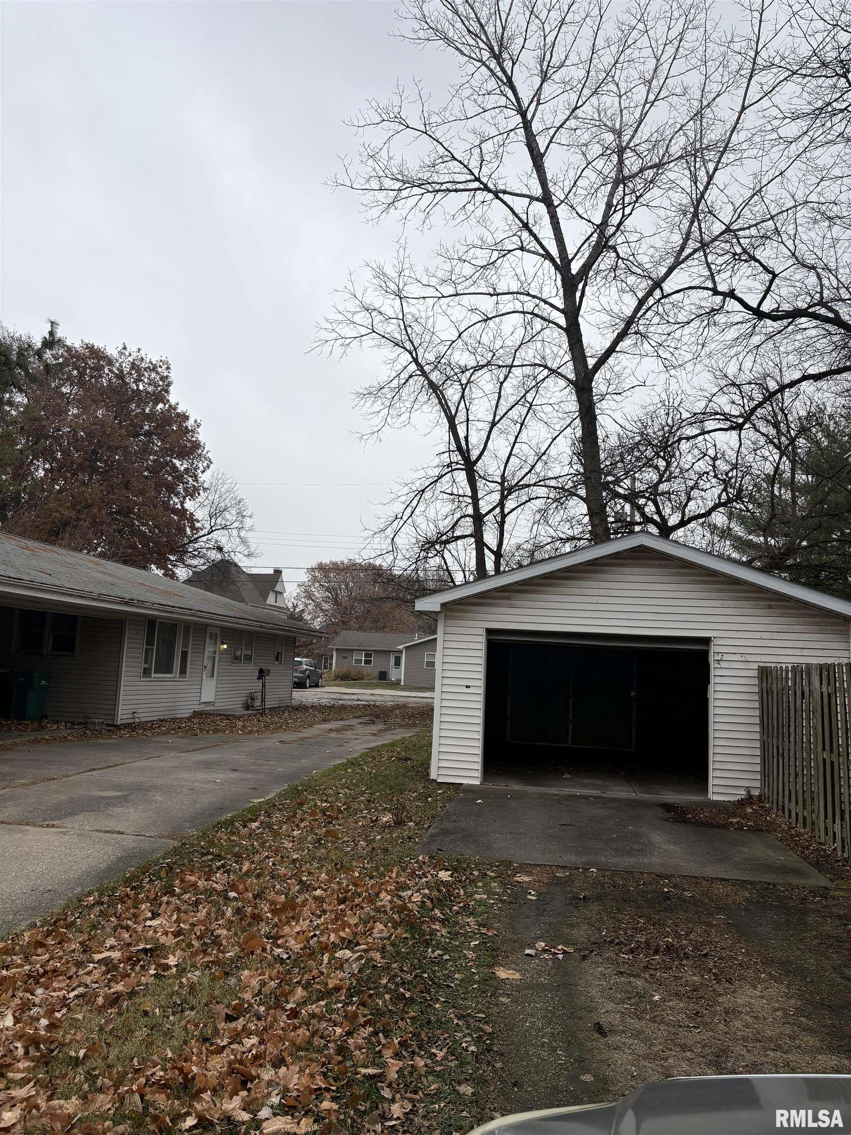 209 N WARD Street Macomb IL