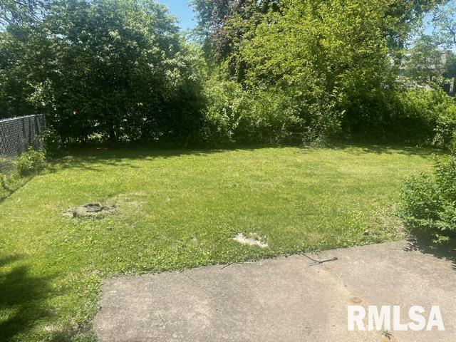 1402 – 1404 DAYTONA Drive Peoria IL