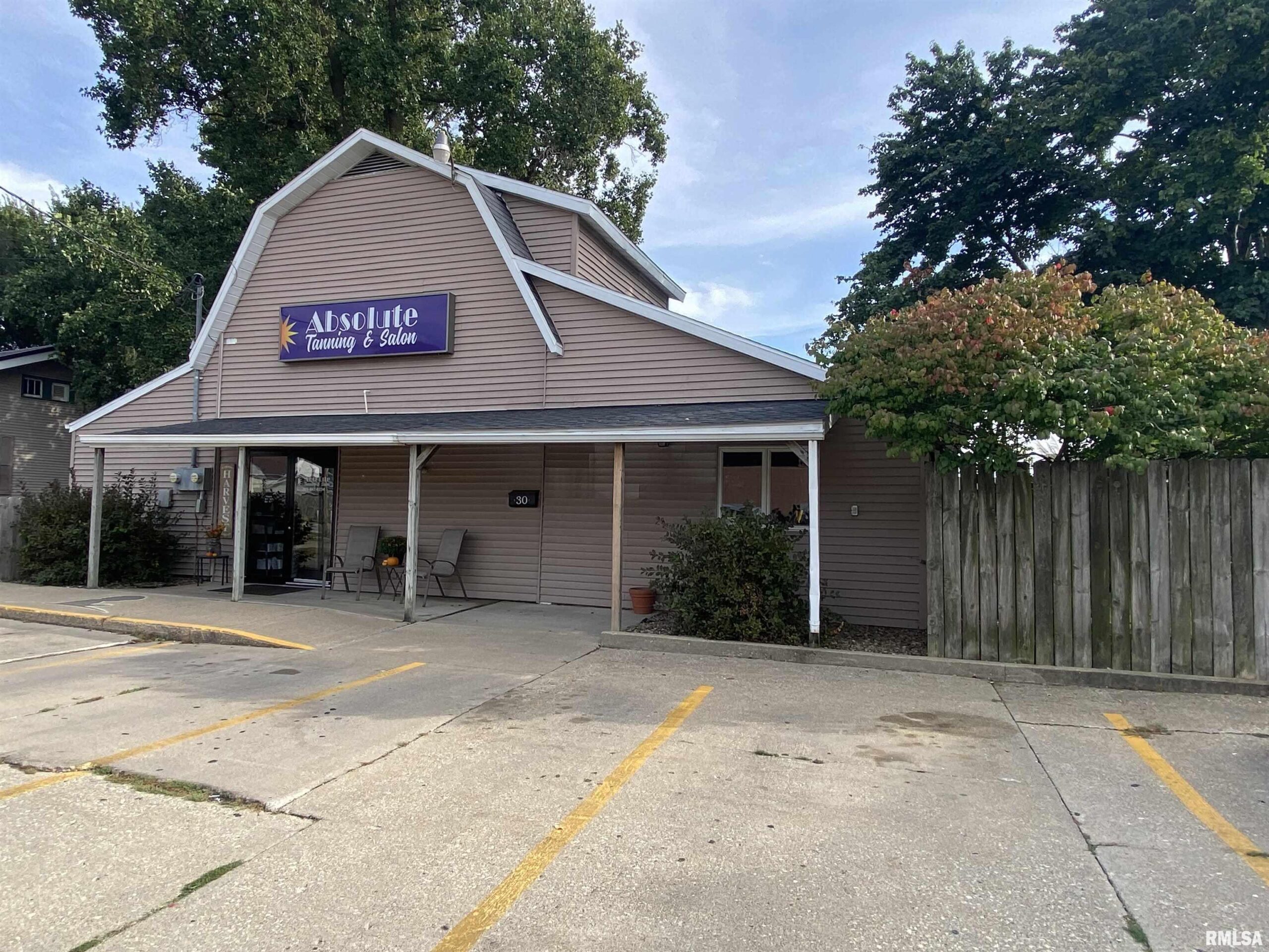 30 E OLIVE Street Canton IL