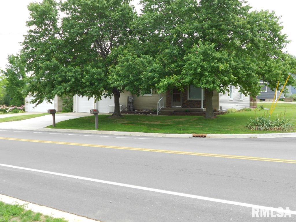 105 S MAIN Street Roanoke IL