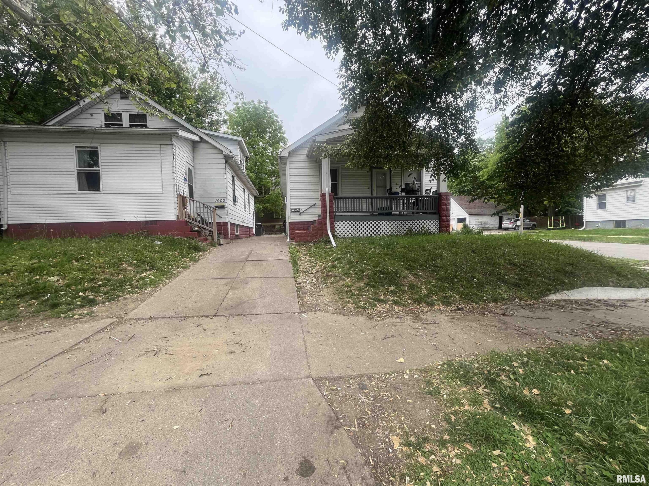 1900 N MISSOURI Avenue Peoria IL