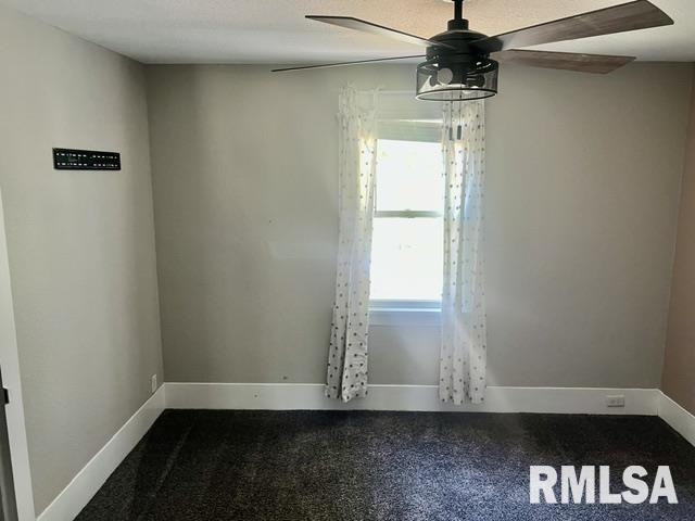 636 N 8TH Avenue Canton IL