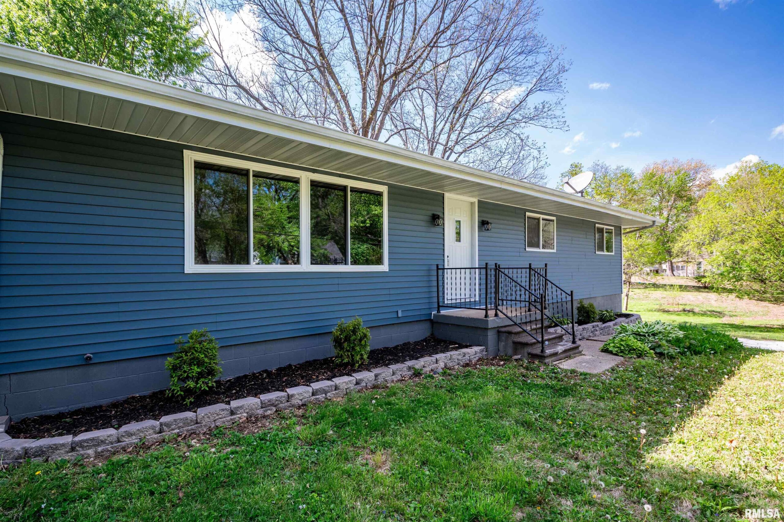 203 EATON Avenue Bartonville IL