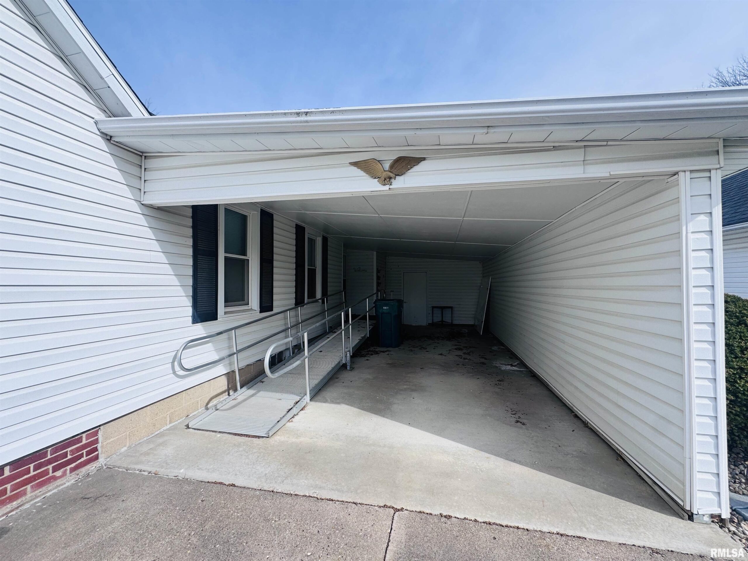 1026 E OAK Street Macomb IL