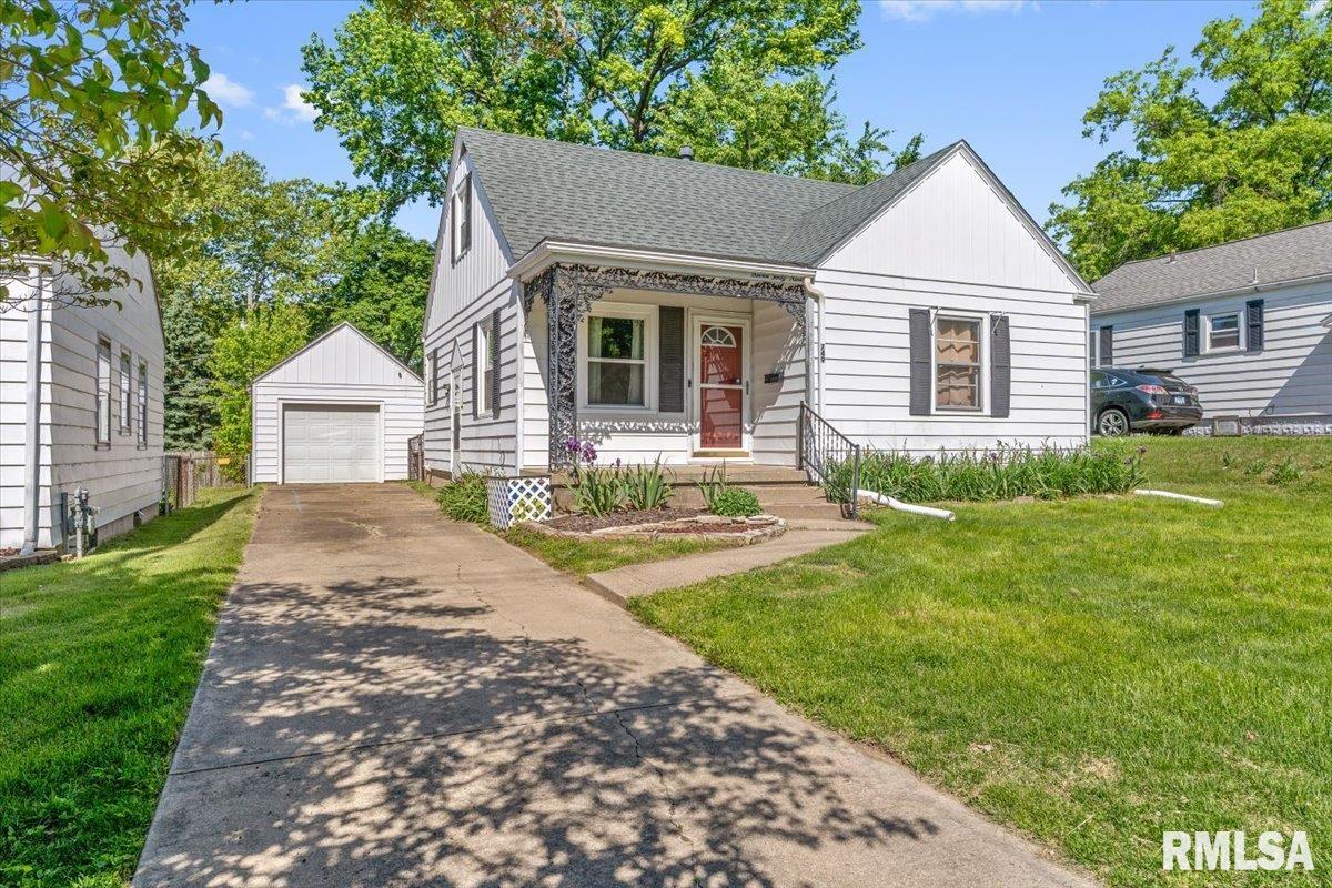 749 N WALNUT Street Springfield IL