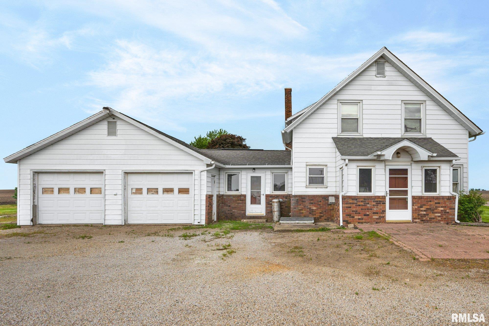 1599 County Road 1700 E Roanoke IL
