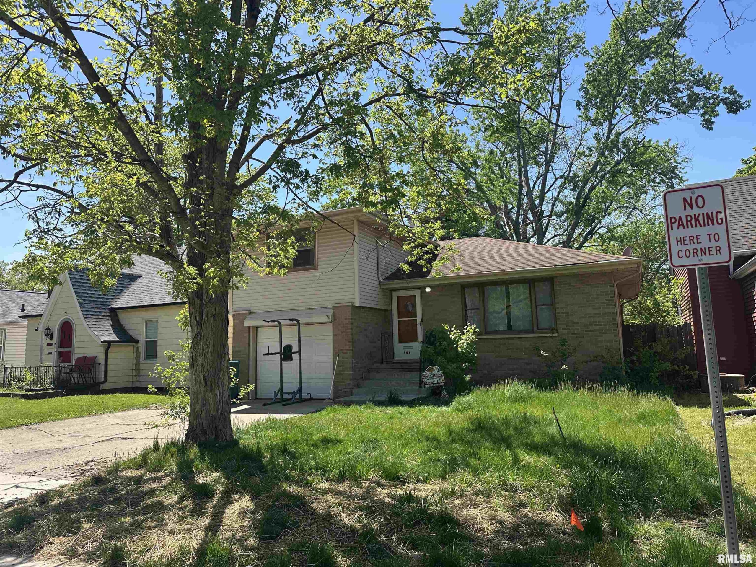 805 N STERLING Avenue West Peoria IL