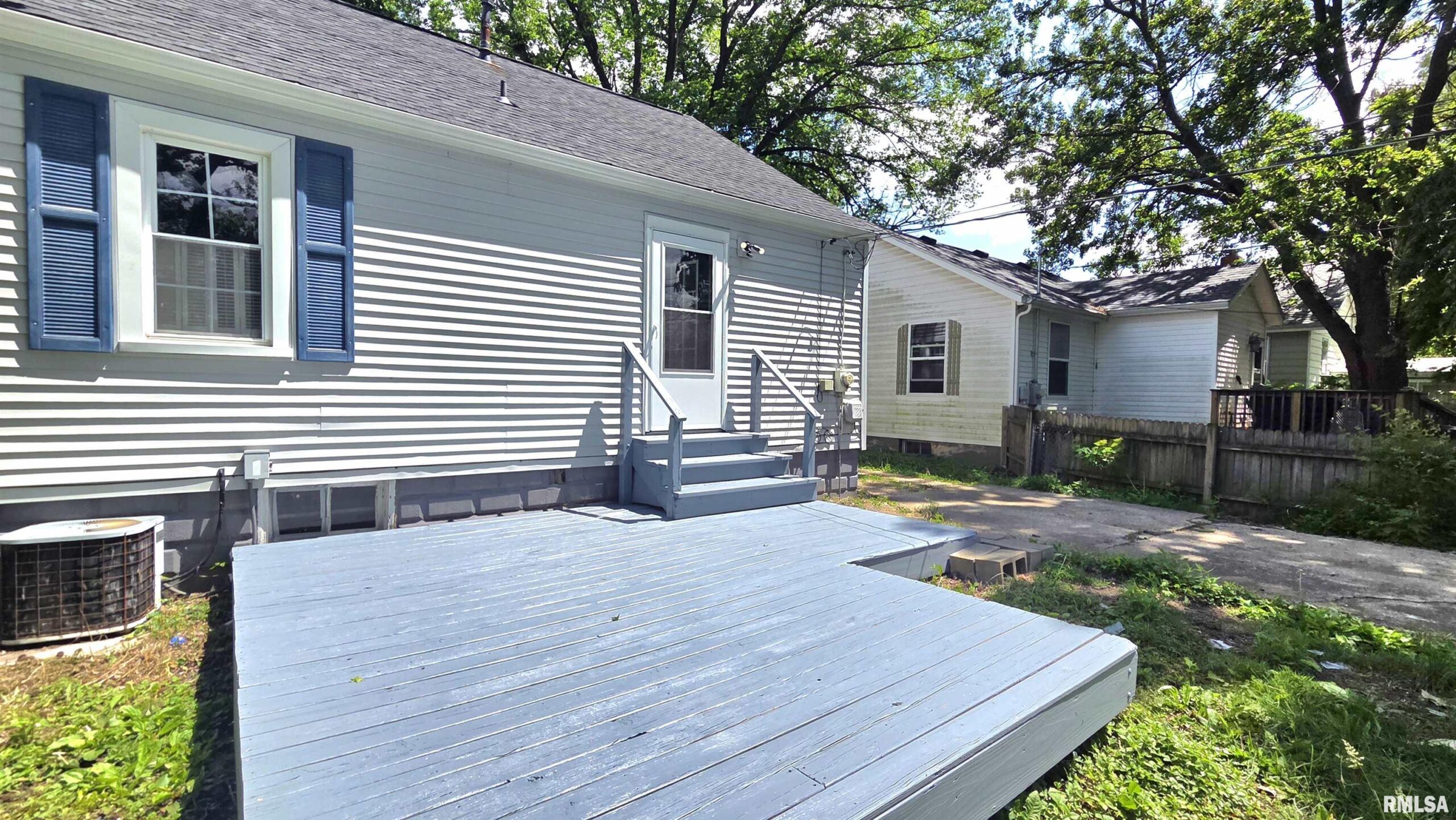 1907 N 10TH Street Springfield IL