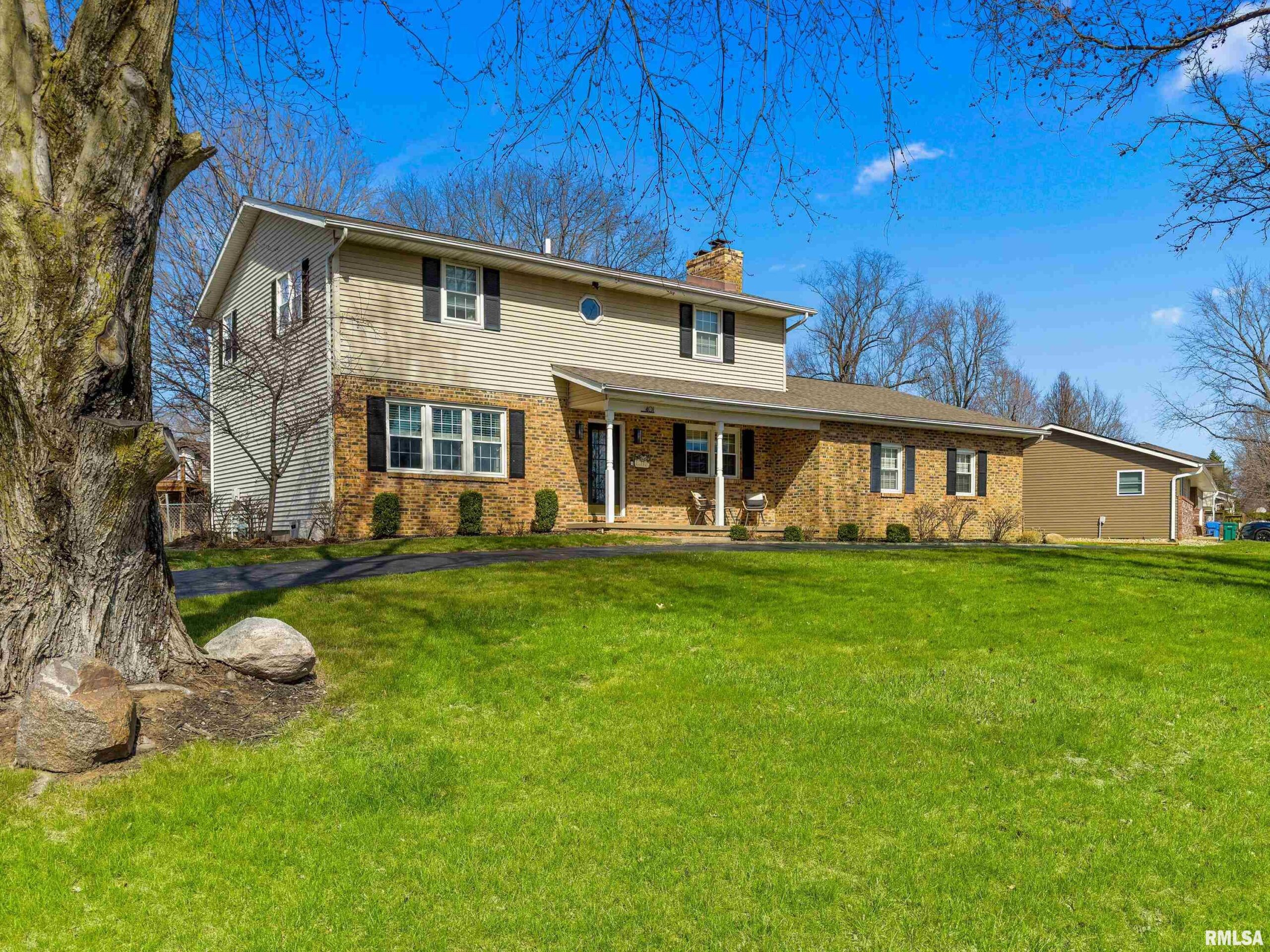 401 ILLINI Drive East Peoria IL