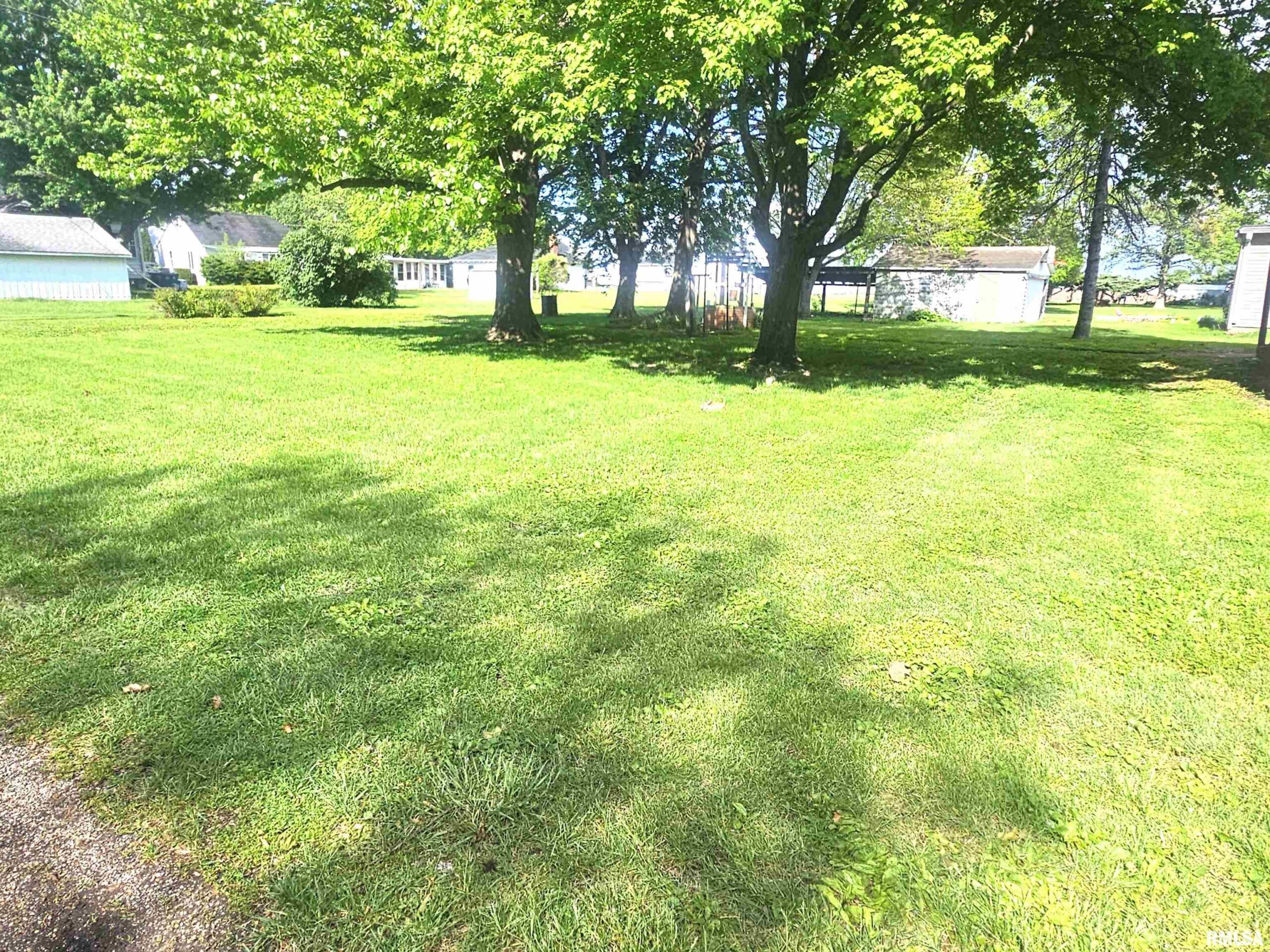 600 Corn Street Emden IL