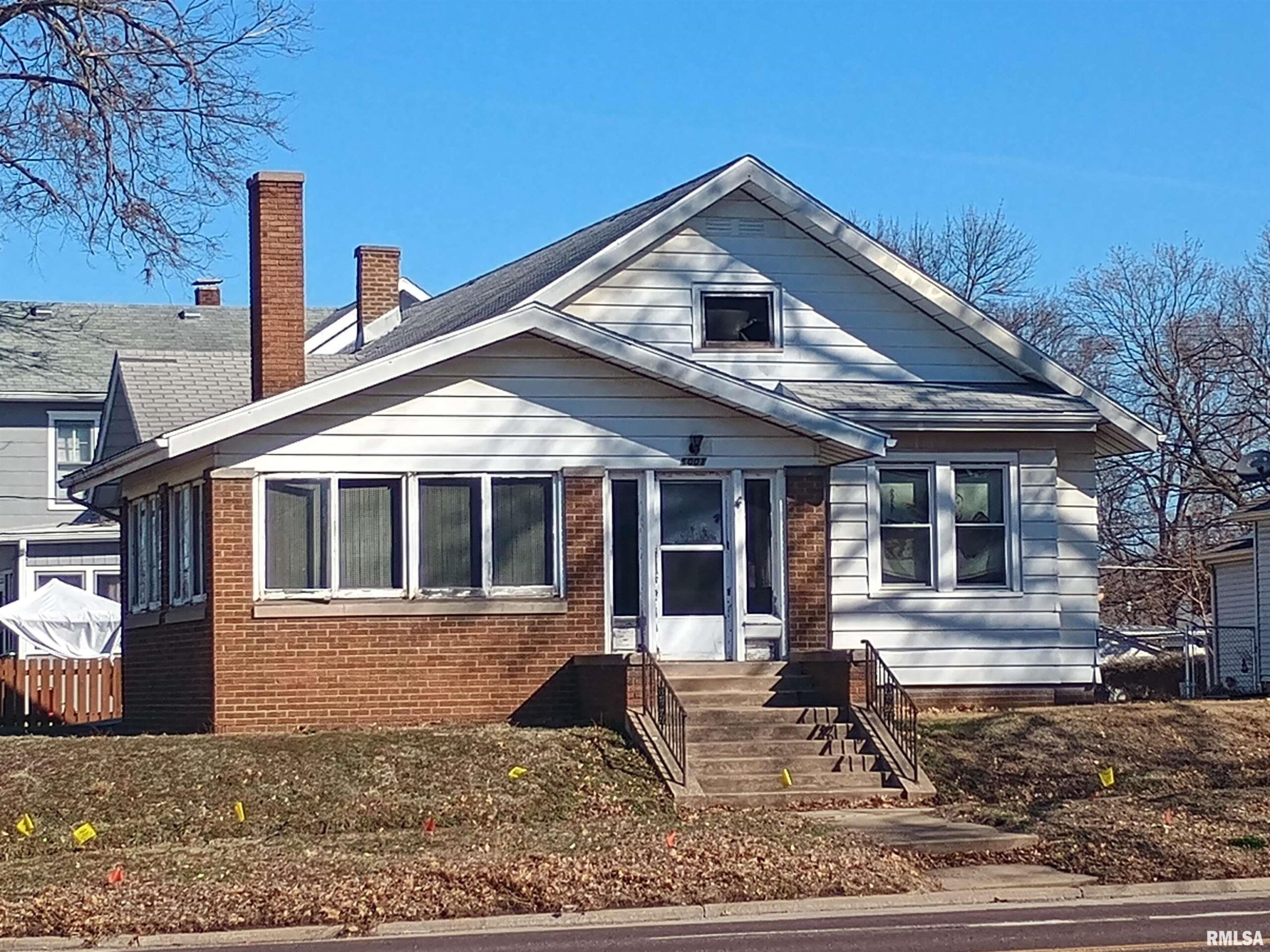 1001 BROADWAY Street Pekin IL