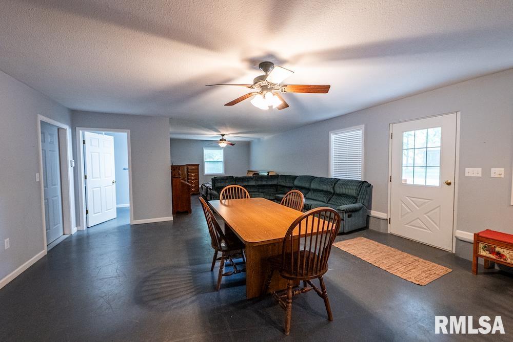 3918 N Saint Marie Road Olney IL