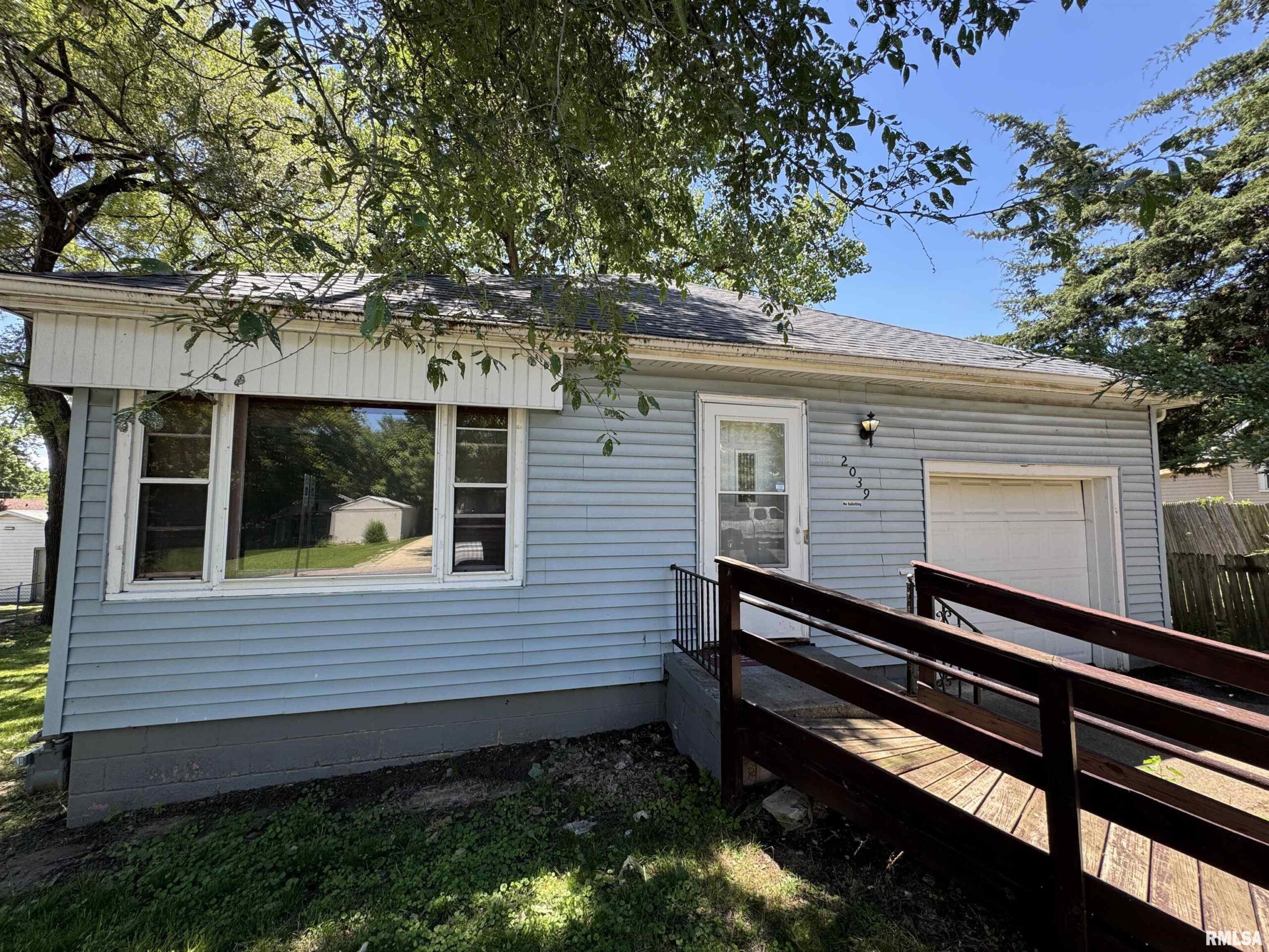 2039 N GALE Avenue Peoria IL