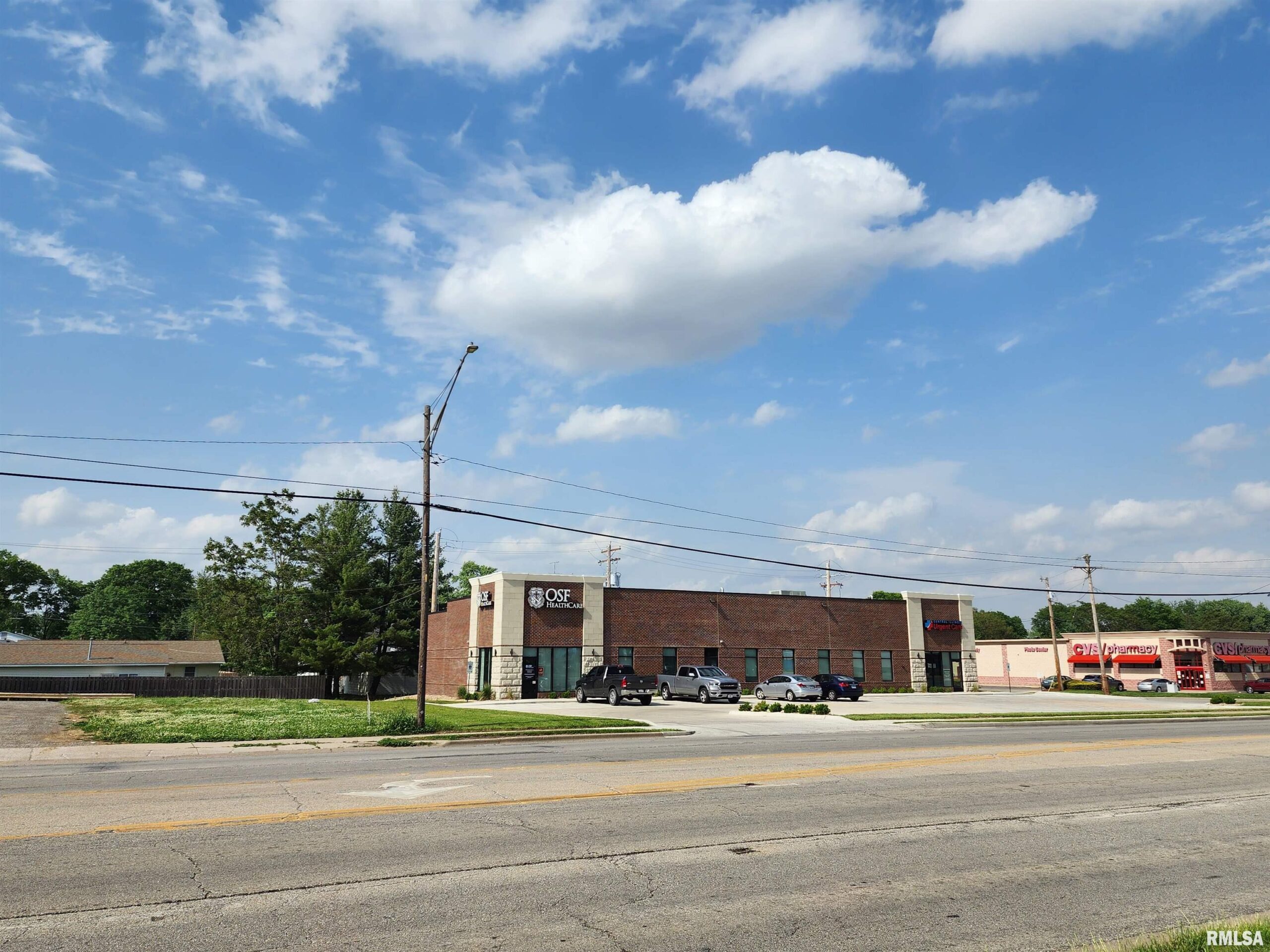 610 WOODLAWN Street Lincoln IL