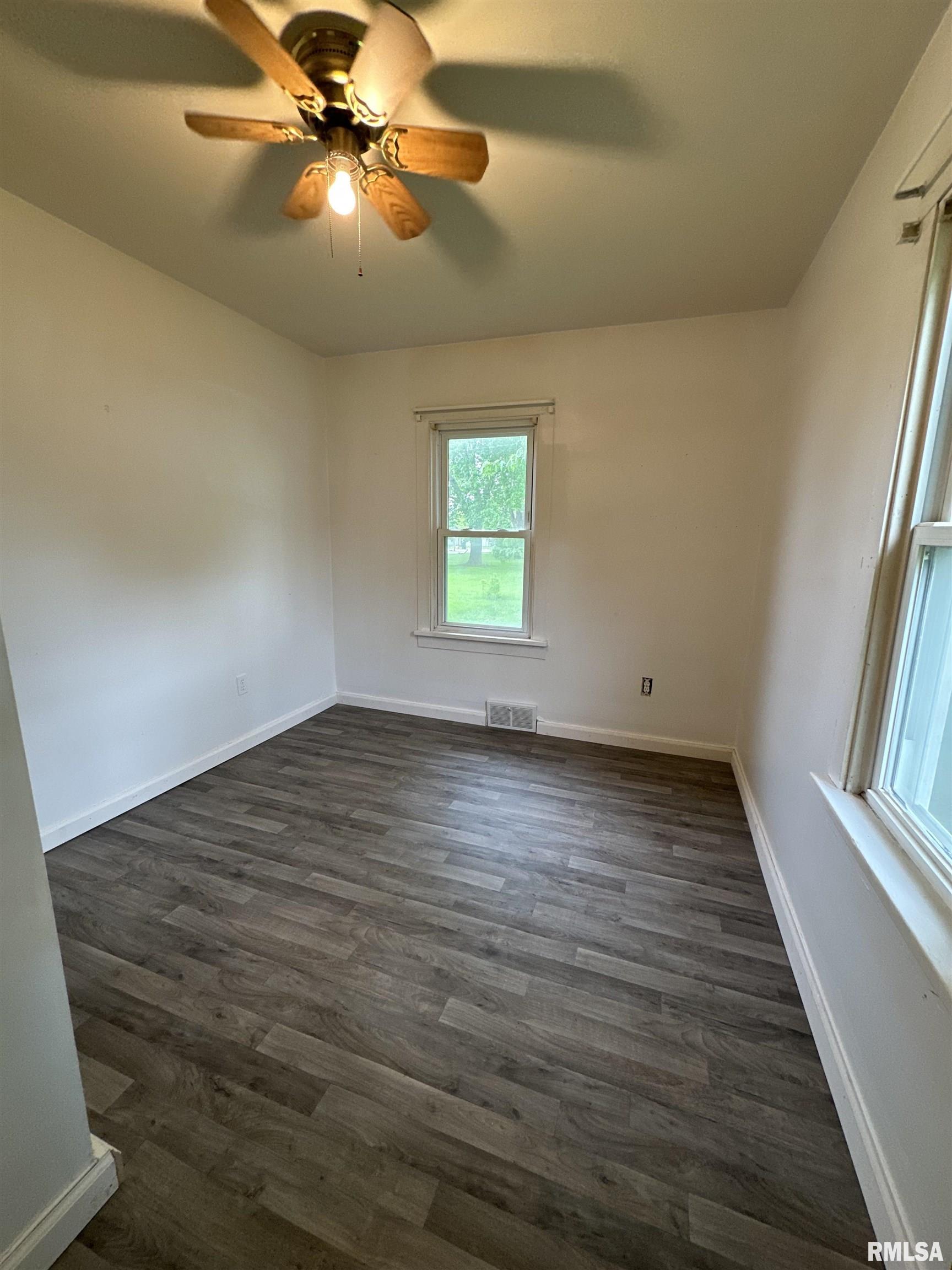 124 N Rile Street Bushnell IL