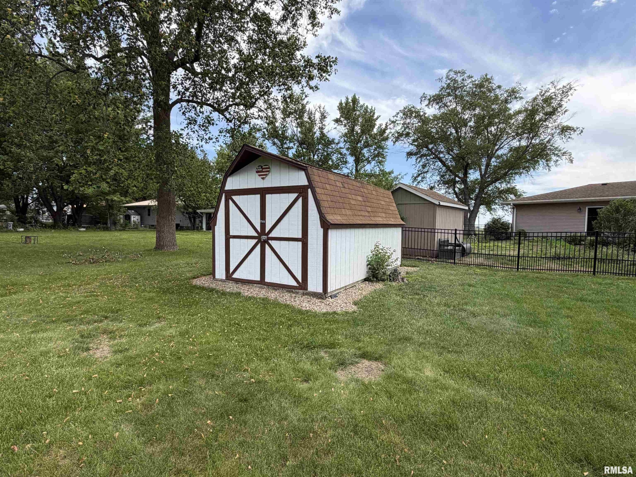 4 HILLCREST Drive Bushnell IL